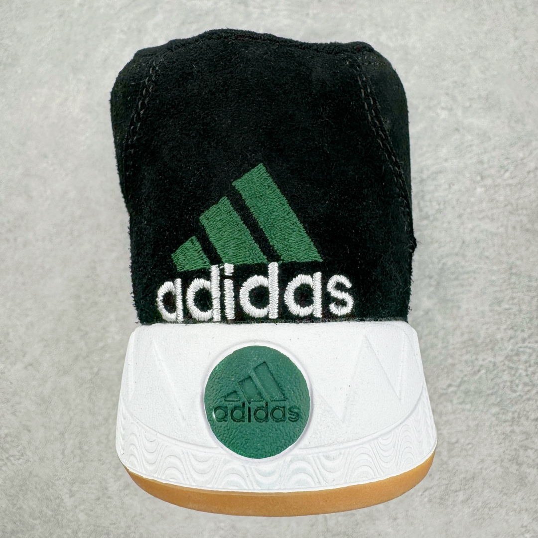 图片[8]-＃C版纯原 Crude x AD Originals Adimatic MID 马蒂奇系列中帮复古鲨鱼面包休闲运动休闲滑板板鞋 IF6289 葡萄牙涂鸦艺术家 Crude 与 Originals合作鞋款“Ynuk”系列。此次双方以Adimatic鞋型为基础，带来Crude × adidas Originals Adimatic Mid，一款超高颜值的面包鞋！鞋面采用麂皮材质打造，质感满满。鞋身元素经过放大处理，加厚的鞋舌、宽大的鞋带、大尺寸的三条杠。中底部分，鞋头、鞋尾是鲨鱼齿图案。最后深灰色中底搭配橡胶为底收尾，完善整双鞋设计。尺码：36 36⅔ 37⅓ 38 38⅔ 39⅓ 40 40⅔ 41⅓ 42 42⅔ 43⅓ 44 45-选品中心