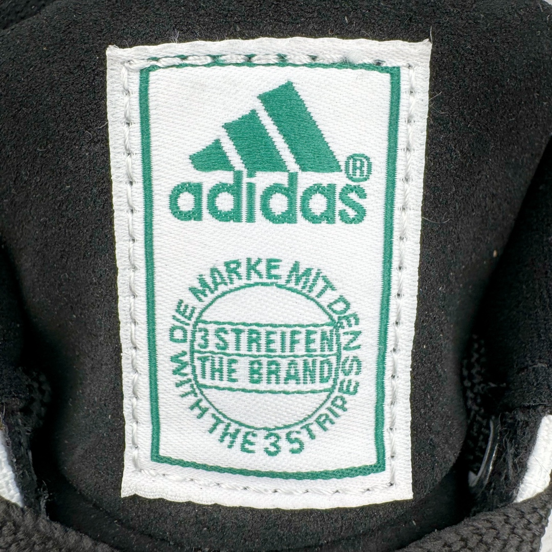 图片[13]-＃C版纯原 Crude x AD Originals Adimatic MID 马蒂奇系列中帮复古鲨鱼面包休闲运动休闲滑板板鞋 IF6289 葡萄牙涂鸦艺术家 Crude 与 Originals合作鞋款“Ynuk”系列。此次双方以Adimatic鞋型为基础，带来Crude × adidas Originals Adimatic Mid，一款超高颜值的面包鞋！鞋面采用麂皮材质打造，质感满满。鞋身元素经过放大处理，加厚的鞋舌、宽大的鞋带、大尺寸的三条杠。中底部分，鞋头、鞋尾是鲨鱼齿图案。最后深灰色中底搭配橡胶为底收尾，完善整双鞋设计。尺码：36 36⅔ 37⅓ 38 38⅔ 39⅓ 40 40⅔ 41⅓ 42 42⅔ 43⅓ 44 45-选品中心