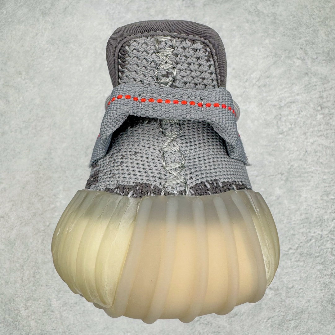 Adidas Yeezy Boost V2 Adidas Yeezy Boost V2