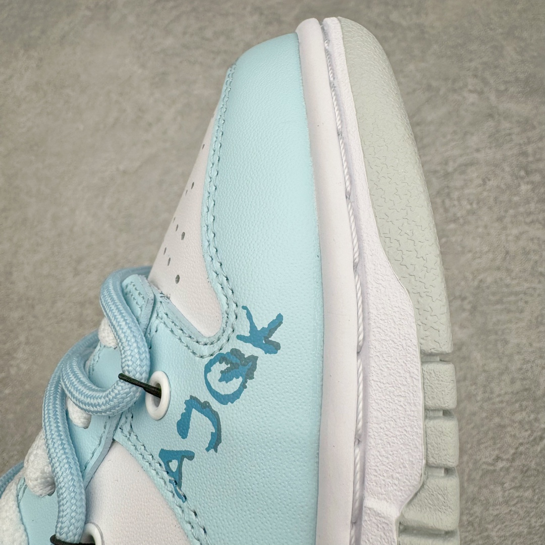 图片[19]-＃YC纯原福利 NK Dunk Low 桃心北卡蓝 DV0831-101 定制系列天花板 无原鞋不开发 全系列得物原鞋一比一校对开发 配色持续更新中 终端对接 优势输出 全套原厂楦头原纸板数据档案倾力打造 原汁原味莞产 极致还原 圈内最强针车工艺 高端零售指定版 广东原厂配套原盒原标 鞋盒分三个尺码段 原厂冲刀 超高清洁度 全鞋零毛边皮料切割 采用原厂百宏鞋带以及原厂百宏织唛舌标 内标可供原厂几率过验 进口原装条纹中底布 四线拉帮白色点胶 原厂拉帮手法遵循公司 原厂电绣 极致还原 尺码：35.5 36 36.5 37.5 38 38.5 39 40 40.5 41 42 42.5 43 44 44.5 45 46 47.5-选品中心