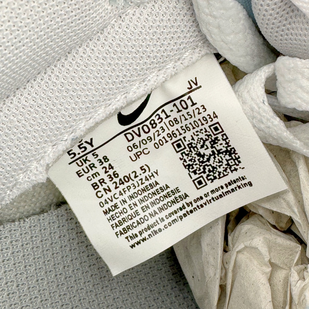 图片[11]-＃YC纯原福利 NK Dunk Low 桃心北卡蓝 DV0831-101 定制系列天花板 无原鞋不开发 全系列得物原鞋一比一校对开发 配色持续更新中 终端对接 优势输出 全套原厂楦头原纸板数据档案倾力打造 原汁原味莞产 极致还原 圈内最强针车工艺 高端零售指定版 广东原厂配套原盒原标 鞋盒分三个尺码段 原厂冲刀 超高清洁度 全鞋零毛边皮料切割 采用原厂百宏鞋带以及原厂百宏织唛舌标 内标可供原厂几率过验 进口原装条纹中底布 四线拉帮白色点胶 原厂拉帮手法遵循公司 原厂电绣 极致还原 尺码：35.5 36 36.5 37.5 38 38.5 39 40 40.5 41 42 42.5 43 44 44.5 45 46 47.5-选品中心