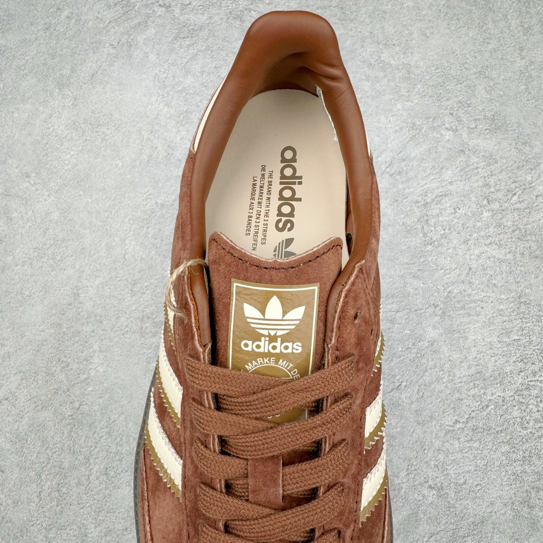 图片[5]-AD Original Samba OG 复古经典轻便板鞋 IG135 这款桑巴鞋展示了高质量的工艺 带有装饰的超锁缝制和无缝的手感 柔软、柔软的皮革造型和标志性的3条纹完成了精致的外观 正规合身鞋带 鞋面上有绒面鞋垫 橡胶鞋底 享受正畸套筒软感 自50年代首次亮相以来就一直在赢得粉丝的青睐 尺码：36 36.5 37.5 38 38.5 39 40 40.5 41 42 42.5 43 44 44.5 45-选品中心