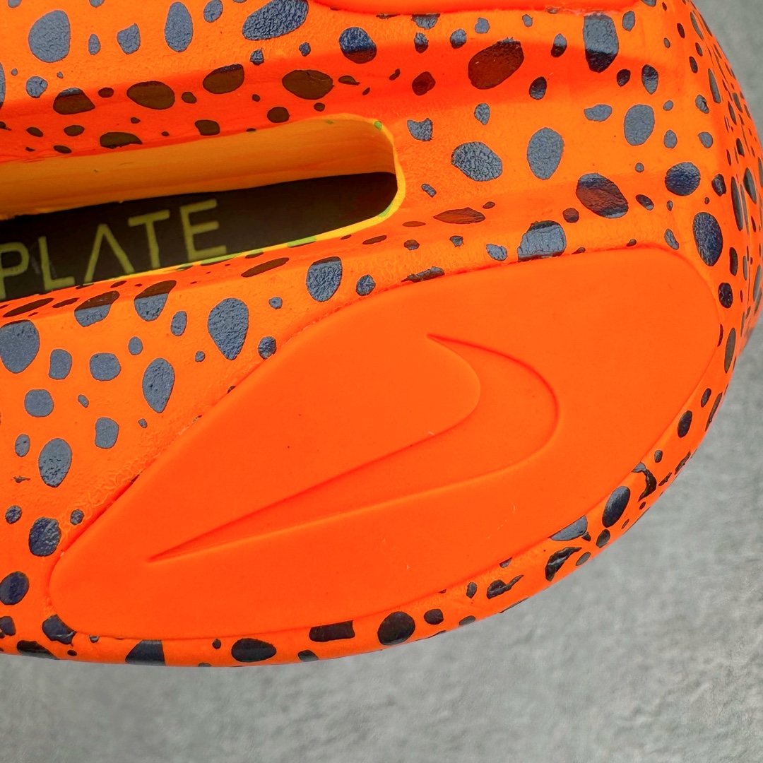 图片[16]-＃JC纯原 NK Air Zoom Alphafly NEXT% 3 2024全新马拉松超级跑鞋 FN7672-900 有史以来最轻盈、测试次数最多的NK Alphafly 经过精英马拉松运动员的测试验证 并搭载Air Zoom气垫 旨在助力跑者实现突破 取得更佳的成绩 在开发过程中 Alphafly 3帮助耐克运动员凯尔文·基普图姆（Kelvin Kiptum）以2：00：35的成绩刷新了马拉松世界纪录 Alphafly的动力设计没有改变——Air Zoom气垫单元、Flyplate碳纤维板和ZoomX泡绵 但是整体系统的制作方法略有调整 优化和提升了对运动员的帮助 主要更新包括一体式鞋底 提供顺畅稳定的“后跟到脚趾”过渡；更宽的全长Flyplate碳纤维板提供稳定助推力 全新Fast Shot外底保证出色牵引力和抓地力 全新Atomknit 3.0鞋面提供更强的控制力、透气性和中足支撑力 尺码：36 36.5 37.5 38 38.5 39 40 40.5 41 42 42.5 43 44 44.5 45 46-选品中心