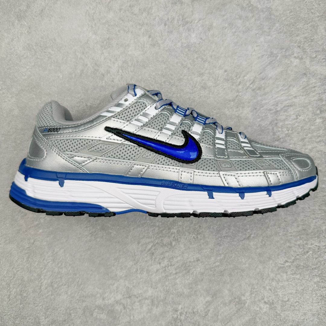 NK P-6000 系列低帮复古老爹风休闲运动舒适慢跑鞋 BV1021-001 融合 Pegasus 过往运动鞋设计 助力 21 世纪早期跑步运动跃升时尚新高度 采用透气网眼布、运动风格线条和耐穿覆面 兼具吸睛外观和舒适感受 中底泡绵以田径赛道为灵感 打造厚实设计 缔造出众缓震性能 尺码：36 36.5 37.5 38 38.5 39 40 40.5 41 42 42.5 43 44 44.5 45-选品中心