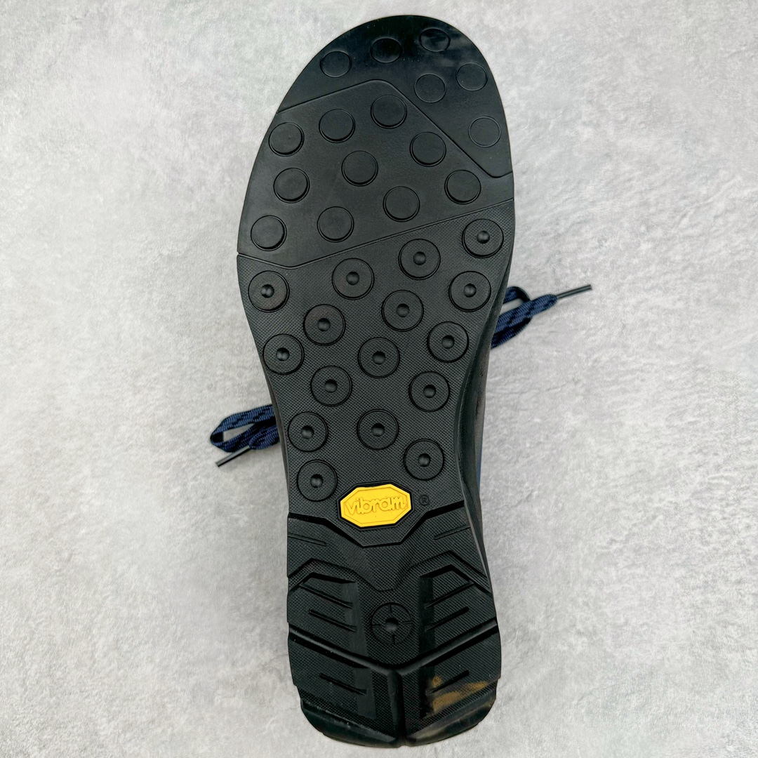 图片[9]-＃SG 加拿大品牌 始祖鸟·Arcteryx始祖鸟 Konseal Lt 轻量网布防滑轻便耐磨低帮越野跑步鞋 利用先进的技术、更轻但可靠耐用的材料和高度专注的设计流程，我们创造了我们最轻的接近鞋 Konseal LT。它专为在您携带背包和攀爬装备时覆盖崎岖的地面而设计，提供足底支撑和保护、应对不断変化的地形的敏捷性以及 Vibram® Megagrip 外底的自抓地力。内里提供赤足舒适感，鞋跟可平折，因此您可以在系绳或露营时将其作为木屐穿着。尺码：39 40 41 42 43 44 45-选品中心