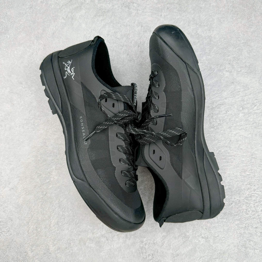 图片[3]-＃SG 加拿大品牌 始祖鸟·Arcteryx始祖鸟 Konseal Lt 轻量网布防滑轻便耐磨低帮越野跑步鞋 利用先进的技术、更轻但可靠耐用的材料和高度专注的设计流程，我们创造了我们最轻的接近鞋 Konseal LT。它专为在您携带背包和攀爬装备时覆盖崎岖的地面而设计，提供足底支撑和保护、应对不断変化的地形的敏捷性以及 Vibram® Megagrip 外底的自抓地力。内里提供赤足舒适感，鞋跟可平折，因此您可以在系绳或露营时将其作为木屐穿着。尺码：39 40 41 42 43 44 45-选品中心