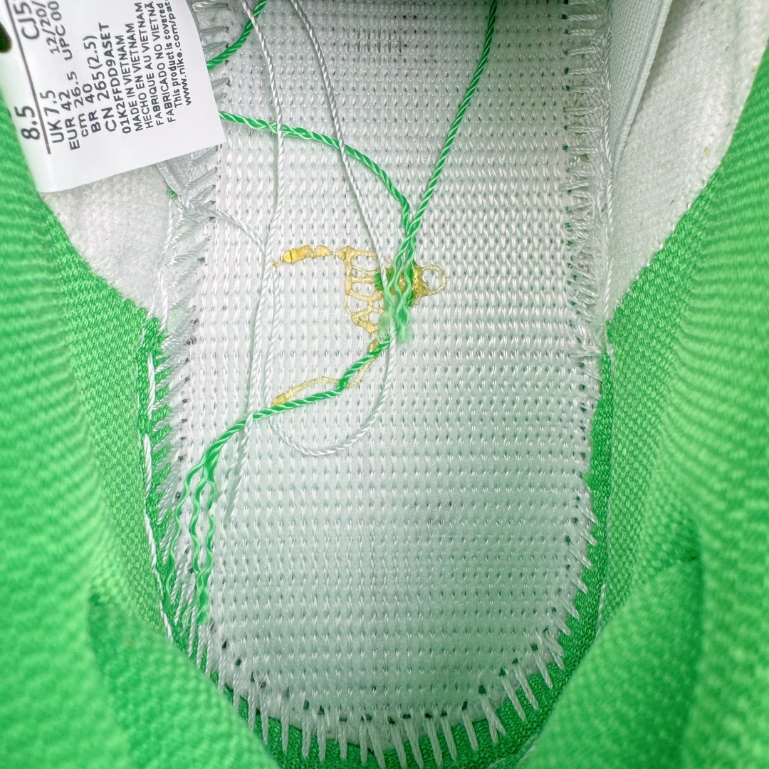 图片[20]-＃Z版纯原 Grateful Dead x NK SB Dunk Low Pro 跳舞小熊蓝绿 CJ5378-300 全新改良升级批次 独家原厂航空铝磨具打磨大底 鞋头坡度极致还原 原盒原配 圈内天花板工艺 原厂冲刀 超高清洁度 全鞋零毛边皮料切割 全套原楦原模倾力打造完美版型 采用原厂百宏鞋带以及原厂百宏织唛舌标 内标可供原厂几率过验 原厂中底布黄色点胶 原厂中底布拉帮走线遵循公司 尺码：36 36.5 37.5 38 38.5 39 40 40.5 41 42 42.5 43 44 45 46 47.5-选品中心