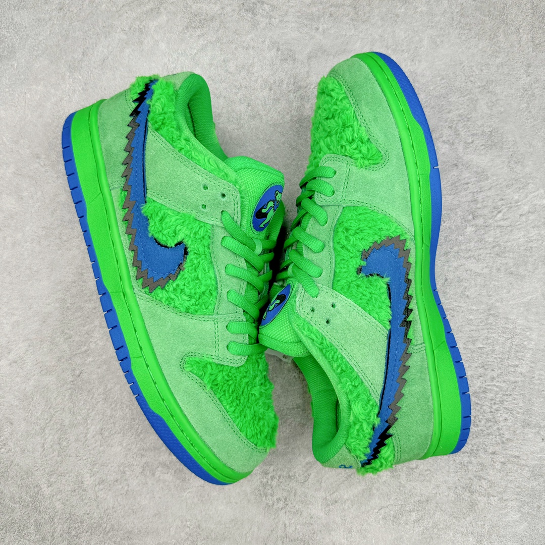 图片[3]-＃Z版纯原 Grateful Dead x NK SB Dunk Low Pro 跳舞小熊蓝绿 CJ5378-300 全新改良升级批次 独家原厂航空铝磨具打磨大底 鞋头坡度极致还原 原盒原配 圈内天花板工艺 原厂冲刀 超高清洁度 全鞋零毛边皮料切割 全套原楦原模倾力打造完美版型 采用原厂百宏鞋带以及原厂百宏织唛舌标 内标可供原厂几率过验 原厂中底布黄色点胶 原厂中底布拉帮走线遵循公司 尺码：36 36.5 37.5 38 38.5 39 40 40.5 41 42 42.5 43 44 45 46 47.5-选品中心