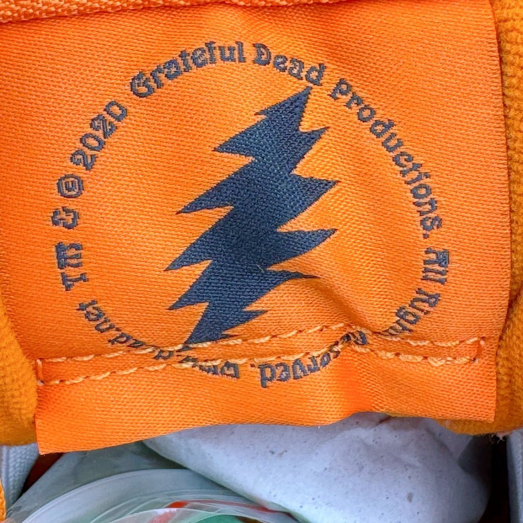 图片[12]-＃Z版纯原 Grateful Dead x NK SB Dunk Low Pro 跳舞小熊橙绿 CJ5378-800 全新改良升级批次 独家原厂航空铝磨具打磨大底 鞋头坡度极致还原 原盒原配 圈内天花板工艺 原厂冲刀 超高清洁度 全鞋零毛边皮料切割 全套原楦原模倾力打造完美版型 采用原厂百宏鞋带以及原厂百宏织唛舌标 内标可供原厂几率过验 原厂中底布黄色点胶 原厂中底布拉帮走线遵循公司 尺码：36 36.5 37.5 38 38.5 39 40 40.5 41 42 42.5 43 44 45 46 47.5-选品中心