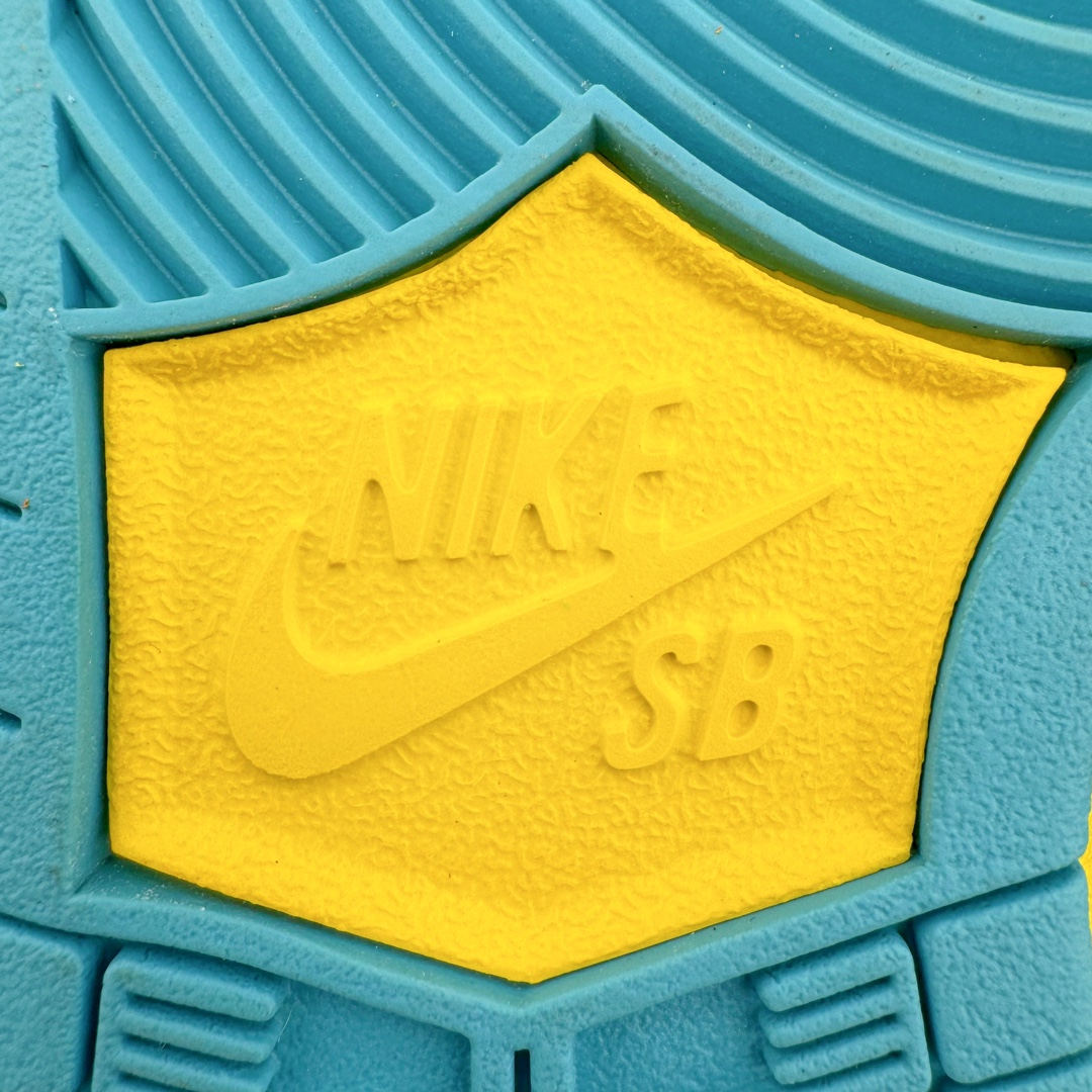 图片[17]-＃Z版纯原 Grateful Dead x NK SB Dunk Low Pro 跳舞小熊黄蓝 CJ5378-700 全新改良升级批次 独家原厂航空铝磨具打磨大底 鞋头坡度极致还原 原盒原配 圈内天花板工艺 原厂冲刀 超高清洁度 全鞋零毛边皮料切割 全套原楦原模倾力打造完美版型 采用原厂百宏鞋带以及原厂百宏织唛舌标 内标可供原厂几率过验 原厂中底布黄色点胶 原厂中底布拉帮走线遵循公司 尺码：36 36.5 37.5 38 38.5 39 40 40.5 41 42 42.5 43 44 45 46 47.5-选品中心