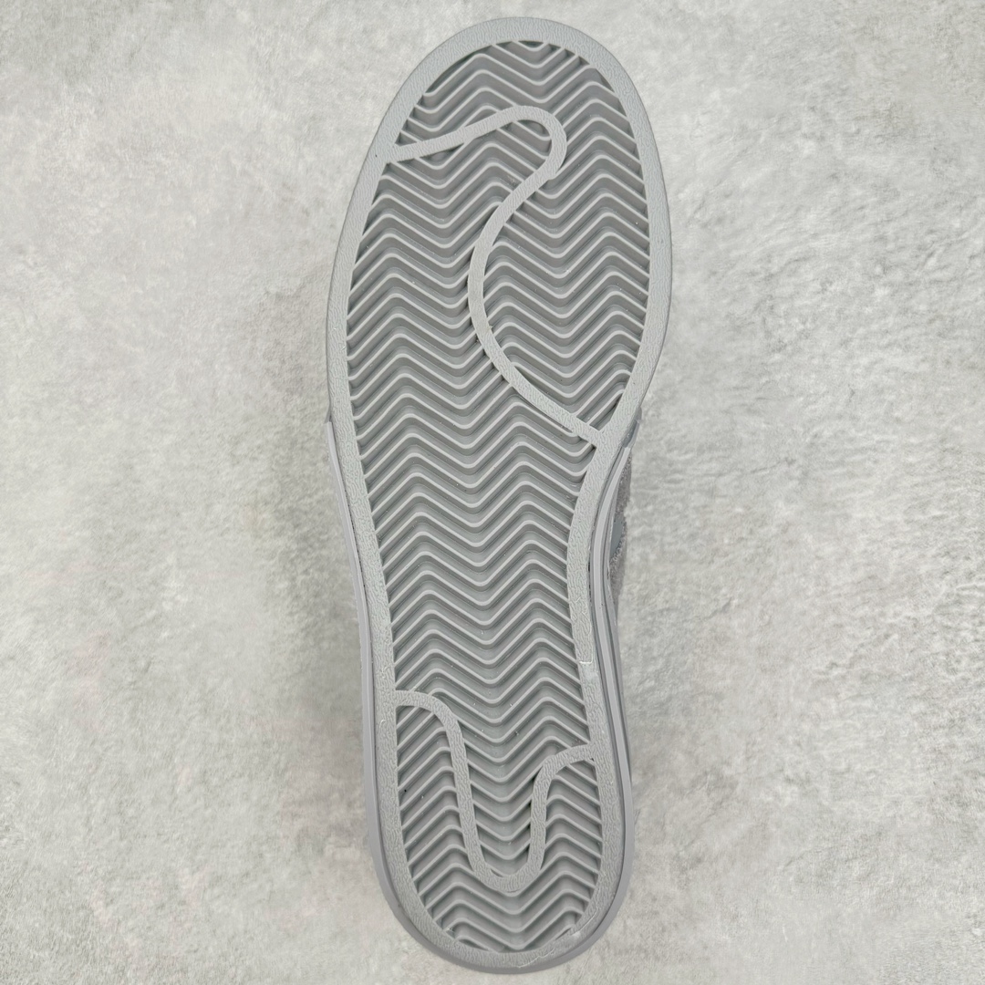 图片[9]-AD Originals Superstar 经典复古贝壳头板鞋 IE6115 诞生于1969年 是第一双将全皮面鞋 身与橡胶鞋头结合在一起的低帮篮球鞋 Superstar最开始 是作为高帮篮球鞋Pro Model的低帮版本而出现的 但因为其独特和醒目的橡胶鞋头造型而让大家熟知 被大家形象地称为\\\”shelltoe\\\”贝壳头 在70年代的美国职业篮球场上 接近3/4的NBA球员都将这双Superstar作为场上用鞋 80年代之后 经过不断的改良和发展 Superstar逐渐成为横跨时装、音乐、街头文化、休闲和运动等各大领域的时尚潮鞋 尺码：36 36.5 37 38 38.5 39 40 40.5 41 42 42.5 43 44 44.5 45-选品中心