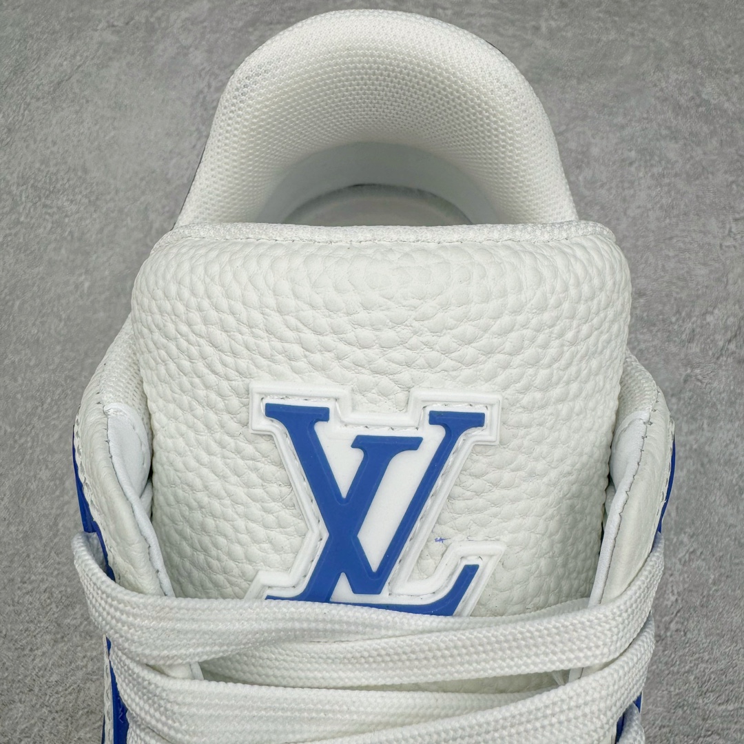 图片[17]-＃GD广顶 Louis Vuitton Trainer lv路易威登时装走秀运动时尚板鞋 外贸零售特供批次 2023全新纸板数据 印花高频效果碾压市面 市售天花板产物 耗时半年巨作 全套原厂新版原纸板楦头开发 原厂特供皮料加持 市场所有版本中综合最强的货品 GD实力大厂出品 全网最全配色更新最快 最成熟的做工稳定的品控 完美鞋型超高的清洁度 零毛边线头瑕疵 全套原楦原纸版原鞋开模 全网最具灵魂的版型 正确原装黄色鞋盒 正确中底印花 鞋面印花3D高频深度立体 全鞋电脑针车 紧密相连 针距密度一致 环保乳胶注塑鞋垫 厚度脚感还原原版 皮面裁剪部位 统一油边封口工艺 原装橡胶大底含胶量大底组合零偏差 专柜全套包装 防尘袋 说明书 质保卡 男女鞋 尺码：35 36 37 38 39 40 41 42 43 44 45-选品中心