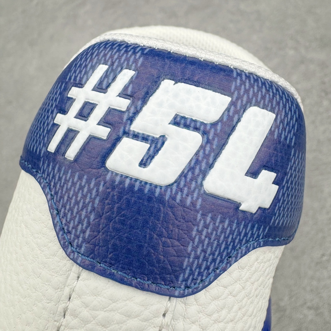 图片[11]-＃GD广顶 Louis Vuitton Trainer lv路易威登时装走秀运动时尚板鞋 外贸零售特供批次 2023全新纸板数据 印花高频效果碾压市面 市售天花板产物 耗时半年巨作 全套原厂新版原纸板楦头开发 原厂特供皮料加持 市场所有版本中综合最强的货品 GD实力大厂出品 全网最全配色更新最快 最成熟的做工稳定的品控 完美鞋型超高的清洁度 零毛边线头瑕疵 全套原楦原纸版原鞋开模 全网最具灵魂的版型 正确原装黄色鞋盒 正确中底印花 鞋面印花3D高频深度立体 全鞋电脑针车 紧密相连 针距密度一致 环保乳胶注塑鞋垫 厚度脚感还原原版 皮面裁剪部位 统一油边封口工艺 原装橡胶大底含胶量大底组合零偏差 专柜全套包装 防尘袋 说明书 质保卡 男女鞋 尺码：35 36 37 38 39 40 41 42 43 44 45-选品中心