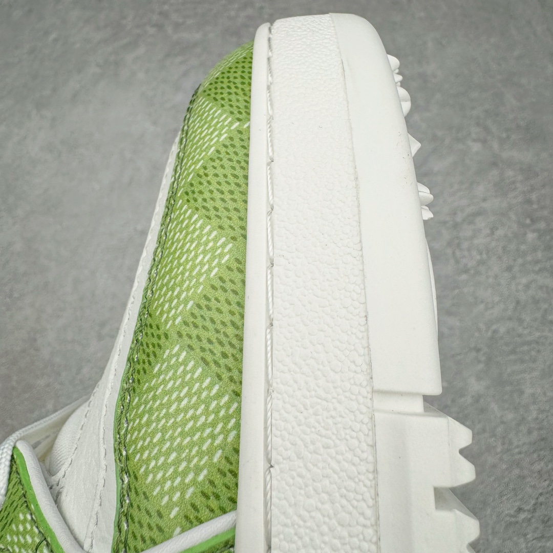 图片[16]-＃GD广顶 Louis Vuitton Trainer lv路易威登时装走秀运动时尚板鞋 外贸零售特供批次 2023全新纸板数据 印花高频效果碾压市面 市售天花板产物 耗时半年巨作 全套原厂新版原纸板楦头开发 原厂特供皮料加持 市场所有版本中综合最强的货品 GD实力大厂出品 全网最全配色更新最快 最成熟的做工稳定的品控 完美鞋型超高的清洁度 零毛边线头瑕疵 全套原楦原纸版原鞋开模 全网最具灵魂的版型 正确原装黄色鞋盒 正确中底印花 鞋面印花3D高频深度立体 全鞋电脑针车 紧密相连 针距密度一致 环保乳胶注塑鞋垫 厚度脚感还原原版 皮面裁剪部位 统一油边封口工艺 原装橡胶大底含胶量大底组合零偏差 专柜全套包装 防尘袋 说明书 质保卡 男女鞋 尺码：35 36 37 38 39 40 41 42 43 44 45-选品中心