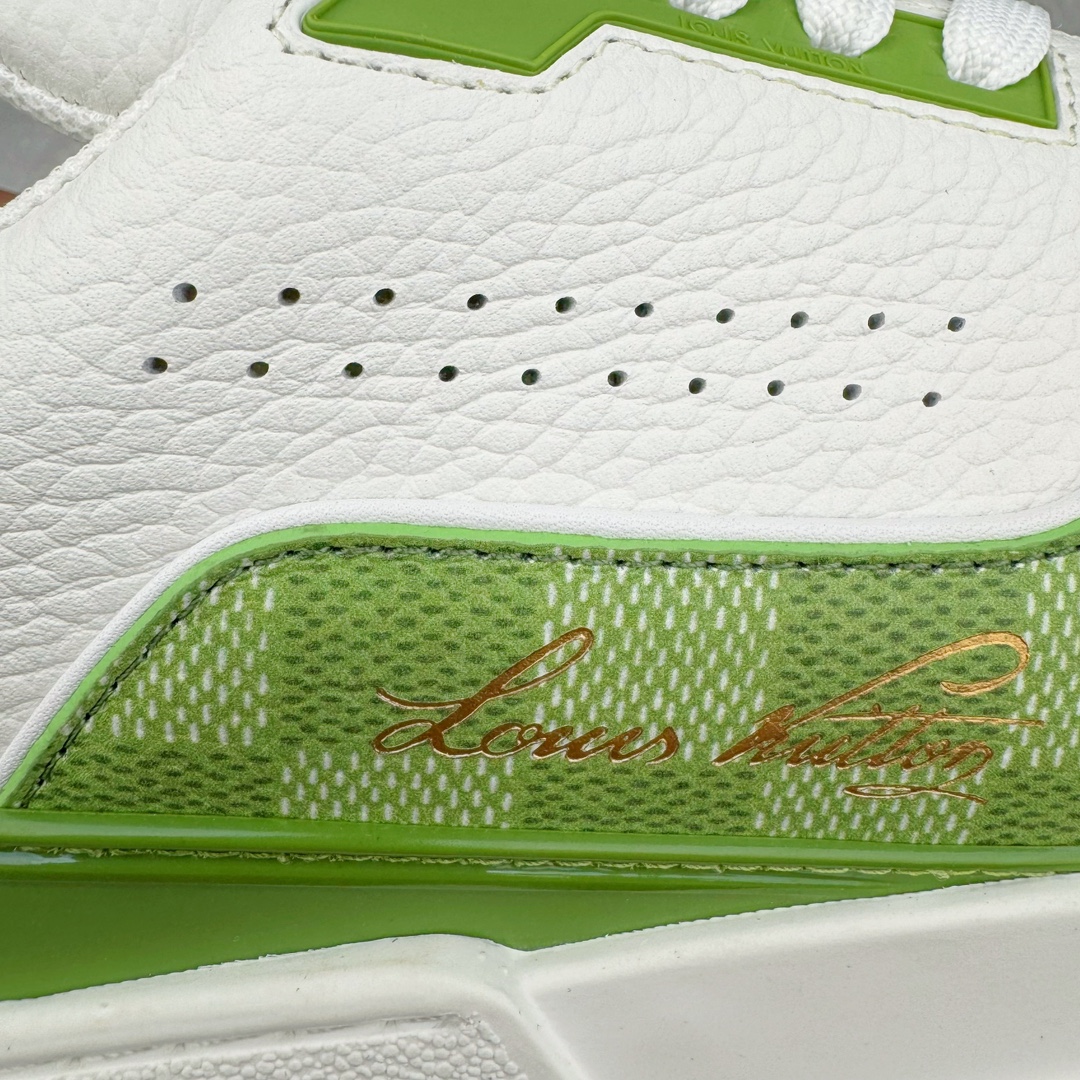 图片[14]-＃GD广顶 Louis Vuitton Trainer lv路易威登时装走秀运动时尚板鞋 外贸零售特供批次 2023全新纸板数据 印花高频效果碾压市面 市售天花板产物 耗时半年巨作 全套原厂新版原纸板楦头开发 原厂特供皮料加持 市场所有版本中综合最强的货品 GD实力大厂出品 全网最全配色更新最快 最成熟的做工稳定的品控 完美鞋型超高的清洁度 零毛边线头瑕疵 全套原楦原纸版原鞋开模 全网最具灵魂的版型 正确原装黄色鞋盒 正确中底印花 鞋面印花3D高频深度立体 全鞋电脑针车 紧密相连 针距密度一致 环保乳胶注塑鞋垫 厚度脚感还原原版 皮面裁剪部位 统一油边封口工艺 原装橡胶大底含胶量大底组合零偏差 专柜全套包装 防尘袋 说明书 质保卡 男女鞋 尺码：35 36 37 38 39 40 41 42 43 44 45-选品中心