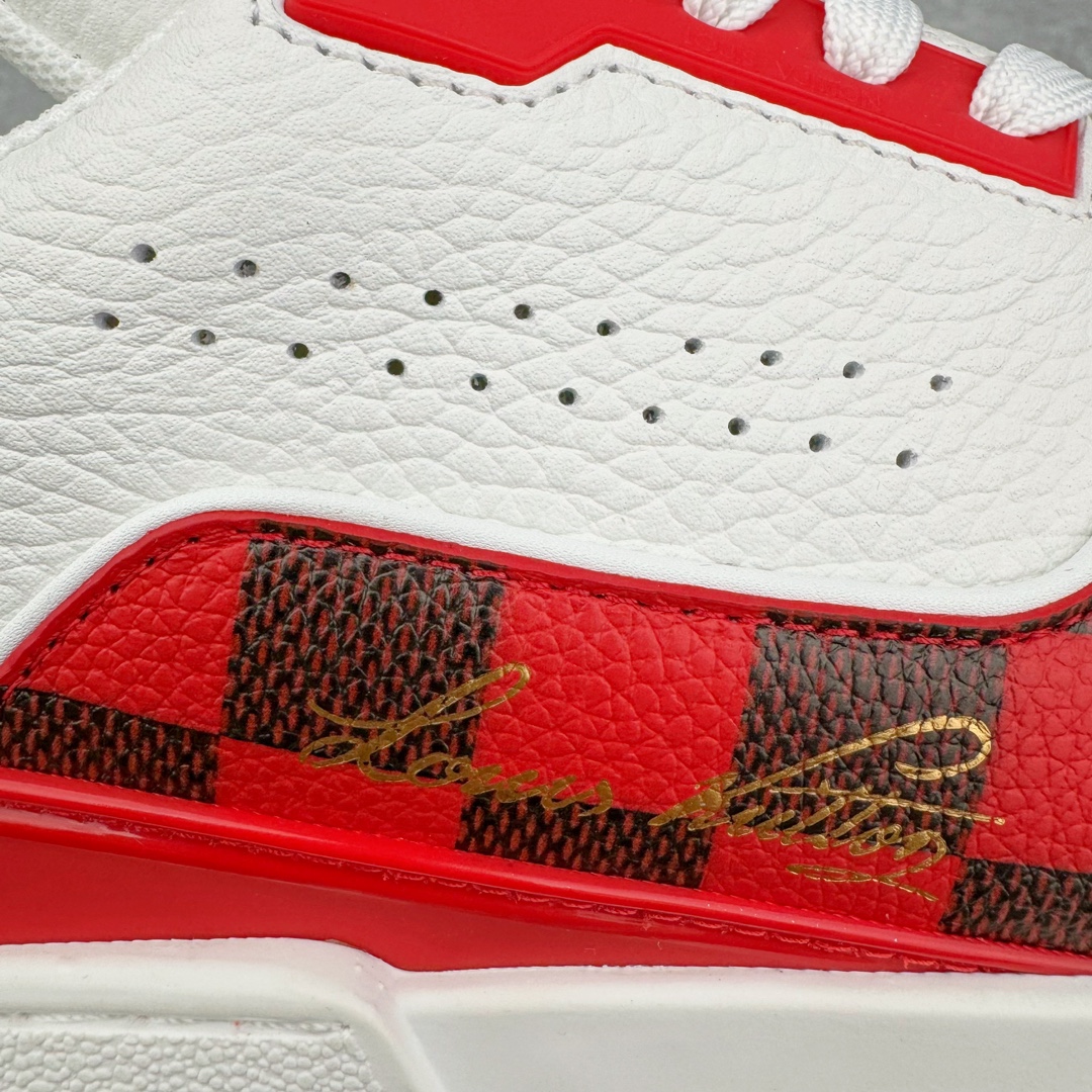 图片[15]-＃GD广顶 Louis Vuitton Trainer lv路易威登时装走秀运动时尚板鞋 外贸零售特供批次 2023全新纸板数据 印花高频效果碾压市面 市售天花板产物 耗时半年巨作 全套原厂新版原纸板楦头开发 原厂特供皮料加持 市场所有版本中综合最强的货品 GD实力大厂出品 全网最全配色更新最快 最成熟的做工稳定的品控 完美鞋型超高的清洁度 零毛边线头瑕疵 全套原楦原纸版原鞋开模 全网最具灵魂的版型 正确原装黄色鞋盒 正确中底印花 鞋面印花3D高频深度立体 全鞋电脑针车 紧密相连 针距密度一致 环保乳胶注塑鞋垫 厚度脚感还原原版 皮面裁剪部位 统一油边封口工艺 原装橡胶大底含胶量大底组合零偏差 专柜全套包装 防尘袋 说明书 质保卡 男女鞋 尺码：35 36 37 38 39 40 41 42 43 44 45-选品中心