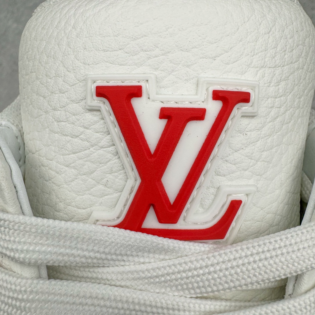 图片[12]-＃GD广顶 Louis Vuitton Trainer lv路易威登时装走秀运动时尚板鞋 外贸零售特供批次 2023全新纸板数据 印花高频效果碾压市面 市售天花板产物 耗时半年巨作 全套原厂新版原纸板楦头开发 原厂特供皮料加持 市场所有版本中综合最强的货品 GD实力大厂出品 全网最全配色更新最快 最成熟的做工稳定的品控 完美鞋型超高的清洁度 零毛边线头瑕疵 全套原楦原纸版原鞋开模 全网最具灵魂的版型 正确原装黄色鞋盒 正确中底印花 鞋面印花3D高频深度立体 全鞋电脑针车 紧密相连 针距密度一致 环保乳胶注塑鞋垫 厚度脚感还原原版 皮面裁剪部位 统一油边封口工艺 原装橡胶大底含胶量大底组合零偏差 专柜全套包装 防尘袋 说明书 质保卡 男女鞋 尺码：35 36 37 38 39 40 41 42 43 44 45-选品中心