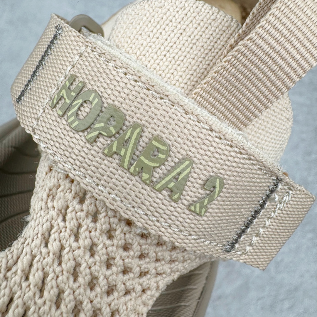 图片[14]-＃HK纯原 Hoka One One Hopara Sandals 霍帕拉系列水路两用溯溪涉水休闲户外露营凉鞋 作为先锋品牌的 HOKA ONE ONE总是以独特的方式 HOPARA是一款溯溪鞋 又名排水鞋 可长期用于涉水和溯溪 保护脚底和脚趾的安全和舒适 鞋面材料速干 透气 耐磨 鞋底防滑 耐磨 抓地能力强 出于安全考虑 设计要求较高-涉水溯溪过程中 水 泥沙 可以直接从鞋内大孔排出 细纹鞋底使在岩石上抓地能力强 避免打滑 而上路后 鞋面具有快干透气等优点 尺码：36 36.5 37.5 38 39 40 40.5 41 42 42.5 43 44 45-选品中心