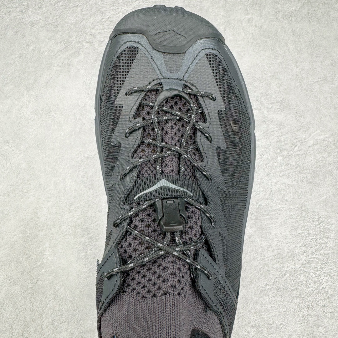 图片[4]-＃HK纯原 Hoka One One Hopara Sandals 霍帕拉系列水路两用溯溪涉水休闲户外露营凉鞋 作为先锋品牌的 HOKA ONE ONE总是以独特的方式 HOPARA是一款溯溪鞋 又名排水鞋 可长期用于涉水和溯溪 保护脚底和脚趾的安全和舒适 鞋面材料速干 透气 耐磨 鞋底防滑 耐磨 抓地能力强 出于安全考虑 设计要求较高-涉水溯溪过程中 水 泥沙 可以直接从鞋内大孔排出 细纹鞋底使在岩石上抓地能力强 避免打滑 而上路后 鞋面具有快干透气等优点 尺码：36 36.5 37.5 38 39 40 40.5 41 42 42.5 43 44 45-选品中心