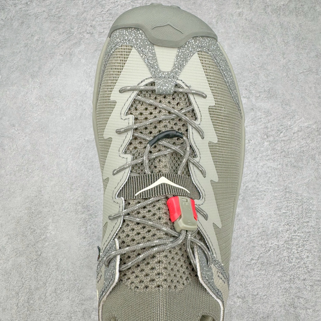 图片[4]-＃HK纯原 Hoka One One Hopara Sandals 霍帕拉系列水路两用溯溪涉水休闲户外露营凉鞋 作为先锋品牌的 HOKA ONE ONE总是以独特的方式 HOPARA是一款溯溪鞋 又名排水鞋 可长期用于涉水和溯溪 保护脚底和脚趾的安全和舒适 鞋面材料速干 透气 耐磨 鞋底防滑 耐磨 抓地能力强 出于安全考虑 设计要求较高-涉水溯溪过程中 水 泥沙 可以直接从鞋内大孔排出 细纹鞋底使在岩石上抓地能力强 避免打滑 而上路后 鞋面具有快干透气等优点 尺码：36 36.5 37.5 38 39 40 40.5 41 42 42.5 43 44 45-选品中心