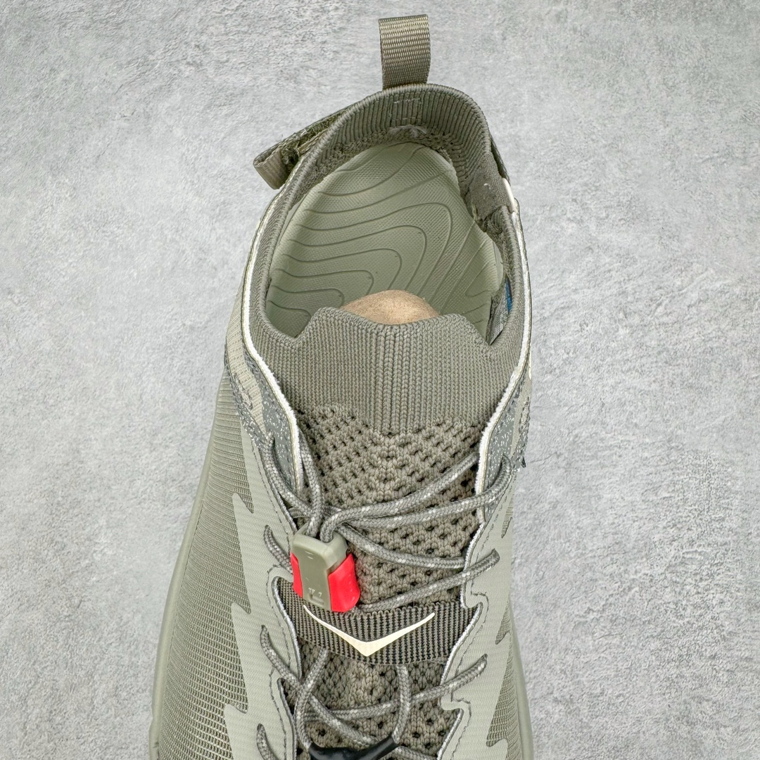 图片[5]-＃HK纯原 Hoka One One Hopara Sandals 霍帕拉系列水路两用溯溪涉水休闲户外露营凉鞋 作为先锋品牌的 HOKA ONE ONE总是以独特的方式 HOPARA是一款溯溪鞋 又名排水鞋 可长期用于涉水和溯溪 保护脚底和脚趾的安全和舒适 鞋面材料速干 透气 耐磨 鞋底防滑 耐磨 抓地能力强 出于安全考虑 设计要求较高-涉水溯溪过程中 水 泥沙 可以直接从鞋内大孔排出 细纹鞋底使在岩石上抓地能力强 避免打滑 而上路后 鞋面具有快干透气等优点 尺码：36 36.5 37.5 38 39 40 40.5 41 42 42.5 43 44 45-选品中心