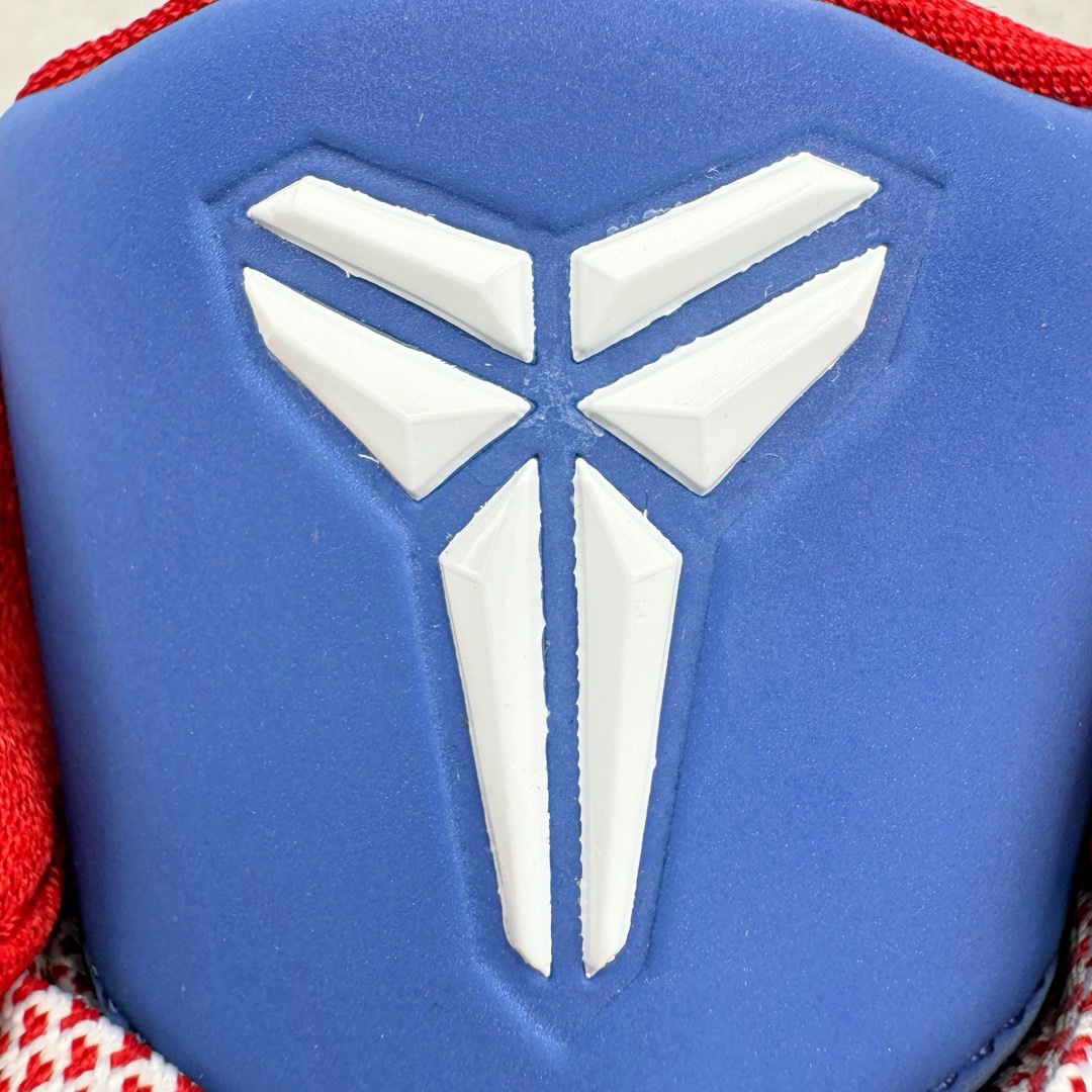 图片[13]-＃H12纯原 NK Zoom Kobe 4 \\\”Philly\\\” 科比四代费城蓝色 FQ3545-400 市场唯一完美复刻公司货版本 Phylon泡棉中底 后跟搭载Air Zoom马蹄气垫 真正的原汁原味 还原ZP脚感 全身鞋材卡料色独家定制 唯一正确鞋身反光效果 原厂压印工艺 立体感十足 内置全真动态飞线 独立原厂模具 首批不拼图大几率过验 亲测已过 支持各种高强度实战 无需担心 补货周期极长 脚宽建议买大半码 科比系列前掌偏窄 支持七天无理由退换 尺码： 41 42 42.5 43 44 44.5 45 46 47.5 48.5-选品中心