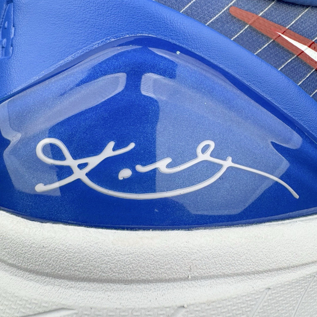 图片[15]-＃H12纯原 NK Zoom Kobe 4 \\\”Philly\\\” 科比四代费城蓝色 FQ3545-400 市场唯一完美复刻公司货版本 Phylon泡棉中底 后跟搭载Air Zoom马蹄气垫 真正的原汁原味 还原ZP脚感 全身鞋材卡料色独家定制 唯一正确鞋身反光效果 原厂压印工艺 立体感十足 内置全真动态飞线 独立原厂模具 首批不拼图大几率过验 亲测已过 支持各种高强度实战 无需担心 补货周期极长 脚宽建议买大半码 科比系列前掌偏窄 支持七天无理由退换 尺码： 41 42 42.5 43 44 44.5 45 46 47.5 48.5-选品中心