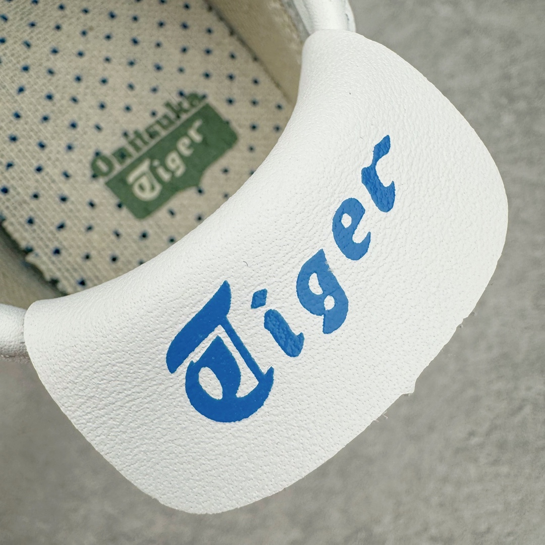 图片[10]-＃HK纯原 Asics Onitsuka Tiger MEXICO 66 亚瑟士鬼冢虎复古经典板鞋 市场最强版本 头层小羊皮加持 海外订单工厂出品 超成熟稳定的做工品控 原装全套纸板楦头开发 原汁原味 完美呈现版型 私模正确鞋底咬花纹路 一比一鞋头弧度高度鞋身弧度 绝不口嗨 细节品控鞋型随意秒杀市面 原档咬花纹路私模大底 一个单元有六个三角形 总体形拼接呈现花瓣状 官方四联吊牌 原装Ortholite轻量化鞋垫 原盒原配 质保卡 说明书 钢印防尘纸 纸板中底带钢印 乳胶组合鞋垫 支持全方位的对比专柜 产品从款式颜色造型上体现出追求舒适和细节的完美 鞋类更是推崇手工制作的严谨与完美 融舒适性与可穿性的设计风格 注重细节的完美和别致魅力 既保持稳重 又不失轻松的时尚感 尺码：36 37 37.5 38 39 39.5 40 40.5 41.5 42 42.5 43.5 44 45 46-选品中心