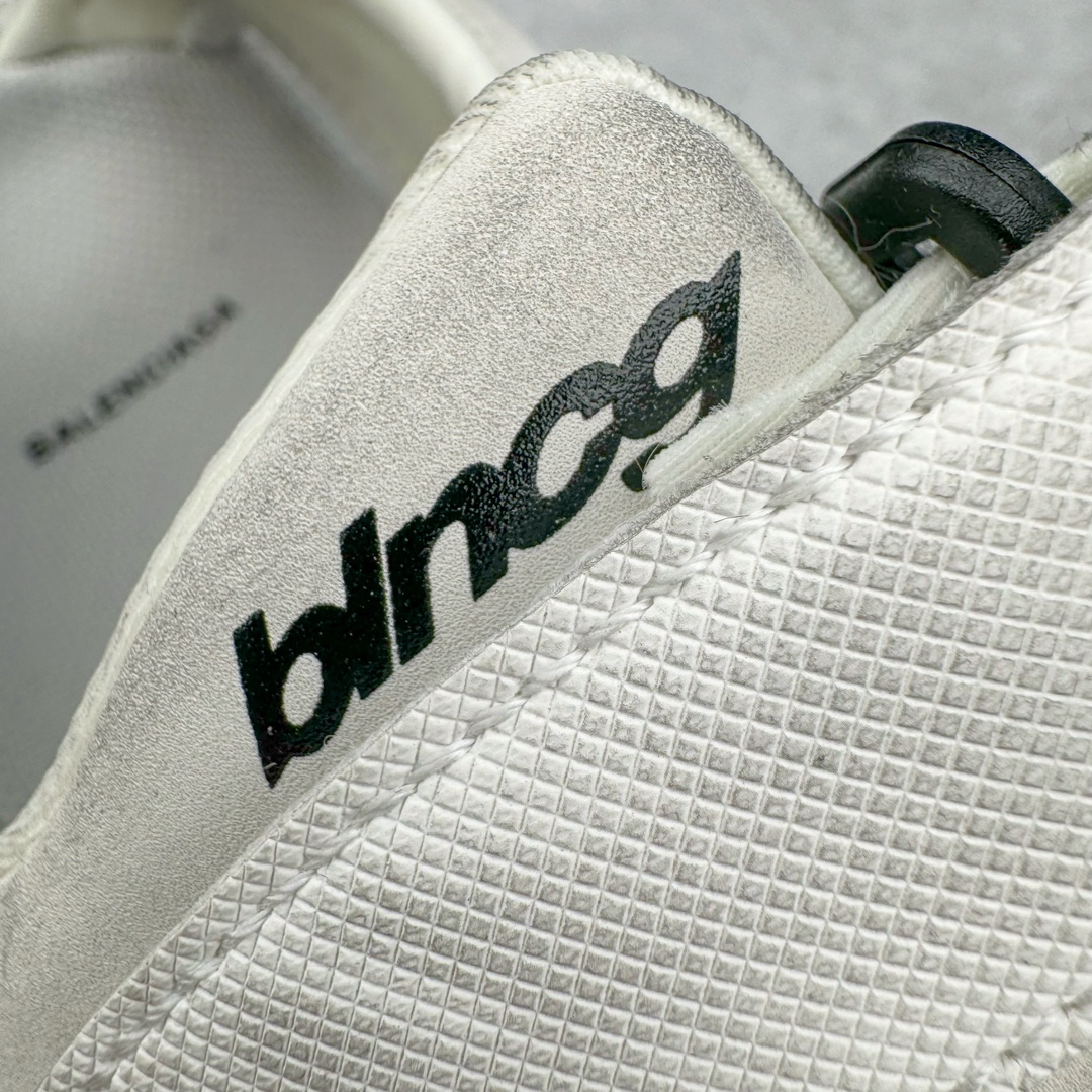 图片[13]-＃XA BALENCIAGA 3XL Sneakers 巴黎世家十代网布双扣魔术贴走秀复古凉鞋 全套原纸板楦头开发 最原汁原味的灵魂版型 全鞋荧光划线卡点 胶水把控整洁度追求极致完美 每一双都是工艺品 多重QC质检 超越公司货的品控标准 实实在在的免检产品 原盒原配 正确字体电绣 粗细、位置、大小正确 侧边TPU 透气孔匹配意产原版 正确分离大底 TPU软底 原版一致大底LOGO 立体感十足 原厂皮料水洗做旧 采购原厂网纱 不含皮革 网布材料和聚氨酯 磨损效果 鞋头边缘和后帮 Balenciaga 徽标 鞋面和后跟凸印尺码 鞋舌 3XL 橡胶品牌标识和反光细节 鞋帮拉袢和鞋舌拉祥 配反光细节 备用鞋带在鞋履前侧 可在穿着前取下 便于不同造型搭配 正常尺码 尺码：35 36 37 38 39 40 41 42 43 44 45 46-选品中心