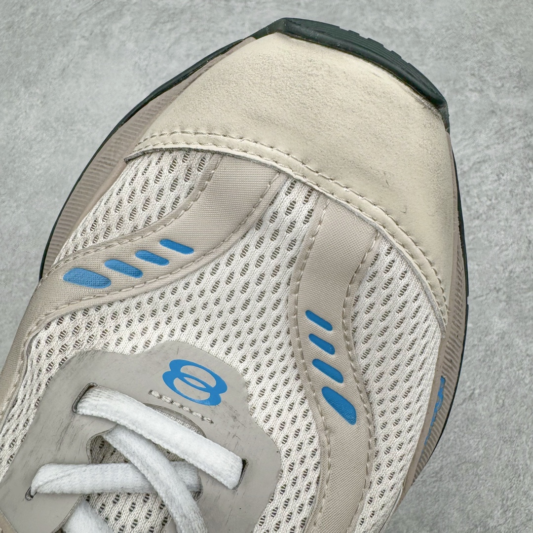 图片[13]-＃XA BALENCIAGA CIRCUIT 巴黎世家十三代圆头系带LOGO印花低帮老爹鞋 全套原纸板楦头开发 最原汁原味的灵魂版型 全鞋荧光划线卡点 胶水把控整洁度追求极致完美 每一双都是工艺品 多重QC质检 超越公司货的品控标准 实实在在的免检产品 原盒原配 正确字体电绣 粗细、位置、大小正确 侧边TPU 透气孔匹配意产原版 正确分离大底 TPU软底 原版一致大底LOGO 立体感十足 原厂皮料水洗做旧 采购原厂网纱 偏大一码 尺码：35 36 37 38 39 40 41 42 43 44 45 46-选品中心