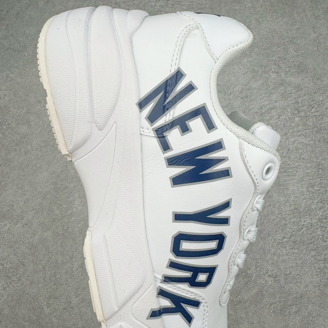 图片[6]-NY美国榄球洋基队New York Yankees x MLB Big Ball Chunky Mask Sandal 系列厚底老爹风魔术贴镂空休闲运动鞋 MLB以150多年传统的美国职业棒球大联盟为创作蓝本，韩流大热CHUCKY鞋款作基调，特意采用6cm加厚鞋底，并注入多个MLB独有的美式棒球文化的细节设计，打造出时尚外观，尽显独特而强烈的时尚格调。 MLB重新演译美国职业棒球大联盟中的术语「BIG BALL」，特意保留MLB标志性的NY Yankee、LA Dodgers、Boston Red Sox等多队知名棒球队Logo，以「Mega Logo」的形式展现在鞋面设计上。MLB老爹鞋具有耐用的柔软鞋面和厚实的弹性鞋垫，提供舒适的抓地力。与传统的老爹鞋不同，它看起来感觉很重，其实很舒适轻巧。采用的6cm高的鞋垫，也具有长腿效果。尺码：35 36 36.5 37.5 38 38.5 39 40 40.5 41 42 42.5 43 44 44.5 45-选品中心