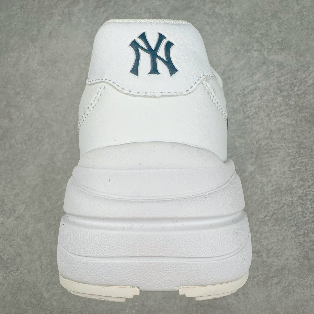 图片[8]-NY美国榄球洋基队New York Yankees x MLB Big Ball Chunky Mask Sandal 系列厚底老爹风魔术贴镂空休闲运动鞋 MLB以150多年传统的美国职业棒球大联盟为创作蓝本，韩流大热CHUCKY鞋款作基调，特意采用6cm加厚鞋底，并注入多个MLB独有的美式棒球文化的细节设计，打造出时尚外观，尽显独特而强烈的时尚格调。 MLB重新演译美国职业棒球大联盟中的术语「BIG BALL」，特意保留MLB标志性的NY Yankee、LA Dodgers、Boston Red Sox等多队知名棒球队Logo，以「Mega Logo」的形式展现在鞋面设计上。MLB老爹鞋具有耐用的柔软鞋面和厚实的弹性鞋垫，提供舒适的抓地力。与传统的老爹鞋不同，它看起来感觉很重，其实很舒适轻巧。采用的6cm高的鞋垫，也具有长腿效果。尺码：35 36 36.5 37.5 38 38.5 39 40 40.5 41 42 42.5 43 44 44.5 45-选品中心