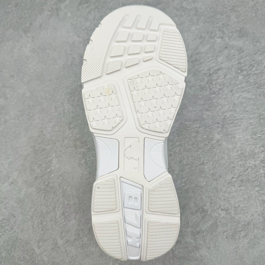 图片[9]-NY美国榄球洋基队New York Yankees x MLB Big Ball Chunky Mask Sandal 系列厚底老爹风魔术贴镂空休闲运动鞋 MLB以150多年传统的美国职业棒球大联盟为创作蓝本，韩流大热CHUCKY鞋款作基调，特意采用6cm加厚鞋底，并注入多个MLB独有的美式棒球文化的细节设计，打造出时尚外观，尽显独特而强烈的时尚格调。 MLB重新演译美国职业棒球大联盟中的术语「BIG BALL」，特意保留MLB标志性的NY Yankee、LA Dodgers、Boston Red Sox等多队知名棒球队Logo，以「Mega Logo」的形式展现在鞋面设计上。MLB老爹鞋具有耐用的柔软鞋面和厚实的弹性鞋垫，提供舒适的抓地力。与传统的老爹鞋不同，它看起来感觉很重，其实很舒适轻巧。采用的6cm高的鞋垫，也具有长腿效果。尺码：35 36 36.5 37.5 38 38.5 39 40 40.5 41 42 42.5 43 44 44.5 45-选品中心