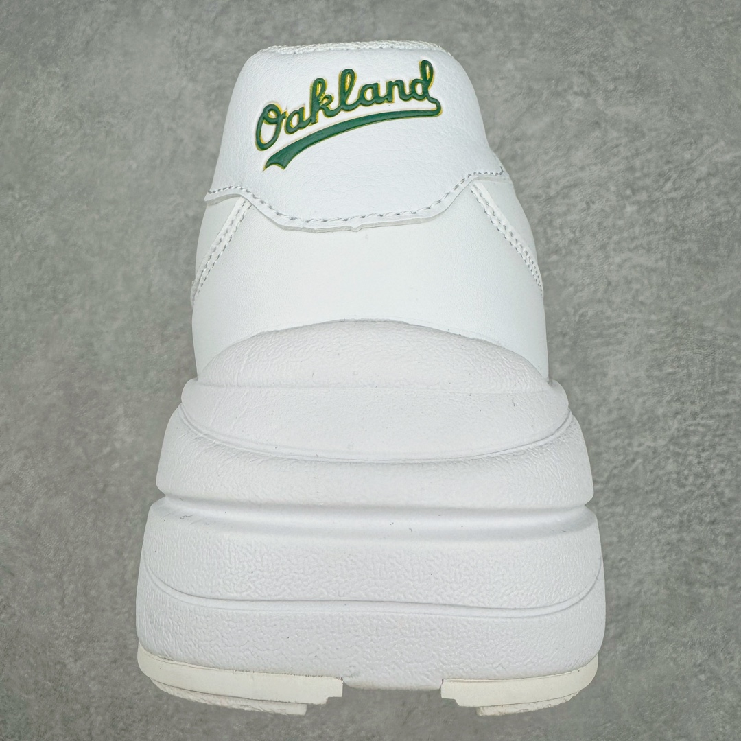 图片[8]-NY美国榄球洋基队New York Yankees x MLB Big Ball Chunky Mask Sandal 系列厚底老爹风魔术贴镂空休闲运动鞋 MLB以150多年传统的美国职业棒球大联盟为创作蓝本，韩流大热CHUCKY鞋款作基调，特意采用6cm加厚鞋底，并注入多个MLB独有的美式棒球文化的细节设计，打造出时尚外观，尽显独特而强烈的时尚格调。 MLB重新演译美国职业棒球大联盟中的术语「BIG BALL」，特意保留MLB标志性的NY Yankee、LA Dodgers、Boston Red Sox等多队知名棒球队Logo，以「Mega Logo」的形式展现在鞋面设计上。MLB老爹鞋具有耐用的柔软鞋面和厚实的弹性鞋垫，提供舒适的抓地力。与传统的老爹鞋不同，它看起来感觉很重，其实很舒适轻巧。采用的6cm高的鞋垫，也具有长腿效果。尺码：35 36 36.5 37.5 38 38.5 39 40 40.5 41 42 42.5 43 44 44.5 45-选品中心