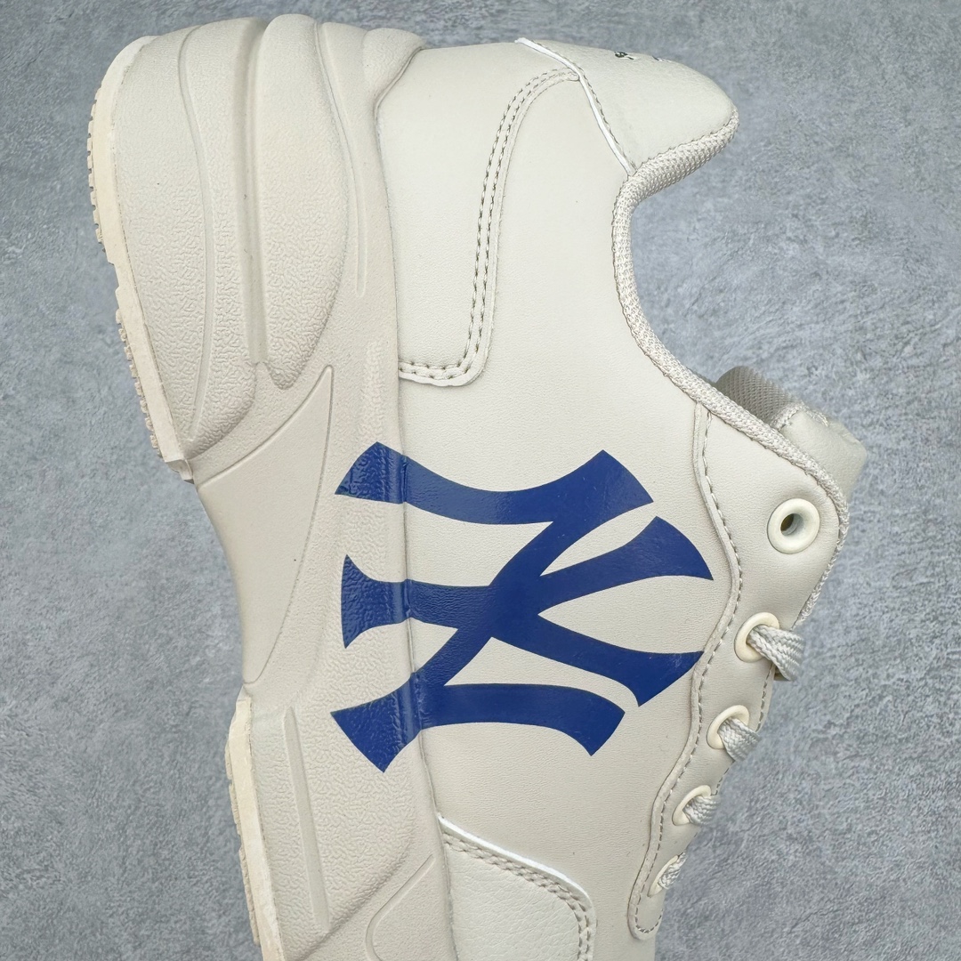 图片[6]-NY美国榄球洋基队New York Yankees x MLB Big Ball Chunky Mask Sandal 系列厚底老爹风魔术贴镂空休闲运动鞋 MLB以150多年传统的美国职业棒球大联盟为创作蓝本，韩流大热CHUCKY鞋款作基调，特意采用6cm加厚鞋底，并注入多个MLB独有的美式棒球文化的细节设计，打造出时尚外观，尽显独特而强烈的时尚格调。 MLB重新演译美国职业棒球大联盟中的术语「BIG BALL」，特意保留MLB标志性的NY Yankee、LA Dodgers、Boston Red Sox等多队知名棒球队Logo，以「Mega Logo」的形式展现在鞋面设计上。MLB老爹鞋具有耐用的柔软鞋面和厚实的弹性鞋垫，提供舒适的抓地力。与传统的老爹鞋不同，它看起来感觉很重，其实很舒适轻巧。采用的6cm高的鞋垫，也具有长腿效果。尺码：35 36 36.5 37.5 38 38.5 39 40 40.5 41 42 42.5 43 44 44.5 45-选品中心