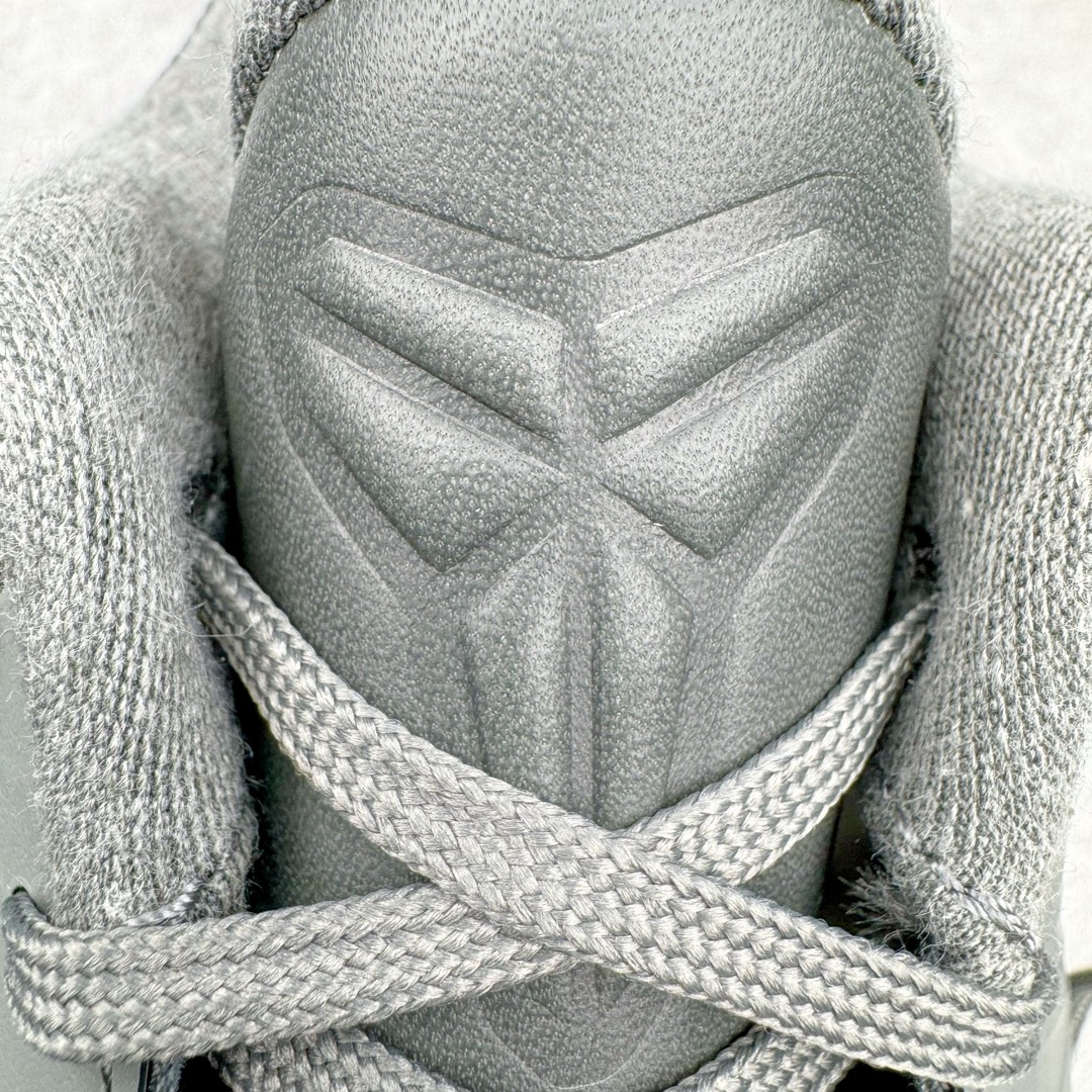 图片[21]-＃H12纯原 NK Zoom Kobe ZK5 科比五代 FTB 深灰 869454-006 完美复刻公司货 前掌超大Zoom Turbo气垫 后掌EVA缓震 真正的原汁原味 还原ZP脚感 全身鞋材卡料色独家定制 唯一正确喷漆工艺Swoosh 正确凹凸蛇鳞工艺 正确鞋面渐变效果 内全置真动飞态线 独立原厂模具 最大尺码达到48.5码 首批不拼图大几率过验 亲测已过 支持各种高强度实战 无需担心 上脚价 补货周期极长 脚宽建议买大半码 科比系列前掌偏窄 不影响二次销售 支持七天无理由退换 尺码：41 42 42.5 43 44 44.5 45 45.5 46 47.5 48.5-选品中心