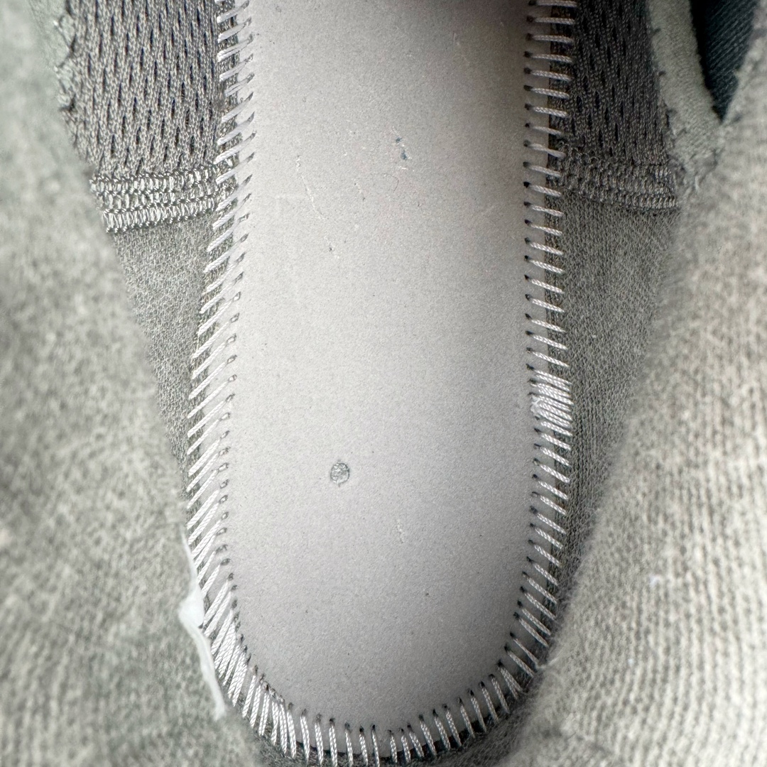 图片[10]-＃H12纯原 NK Zoom Kobe ZK5 科比五代 FTB 深灰 869454-006 完美复刻公司货 前掌超大Zoom Turbo气垫 后掌EVA缓震 真正的原汁原味 还原ZP脚感 全身鞋材卡料色独家定制 唯一正确喷漆工艺Swoosh 正确凹凸蛇鳞工艺 正确鞋面渐变效果 内全置真动飞态线 独立原厂模具 最大尺码达到48.5码 首批不拼图大几率过验 亲测已过 支持各种高强度实战 无需担心 上脚价 补货周期极长 脚宽建议买大半码 科比系列前掌偏窄 不影响二次销售 支持七天无理由退换 尺码：41 42 42.5 43 44 44.5 45 45.5 46 47.5 48.5-选品中心