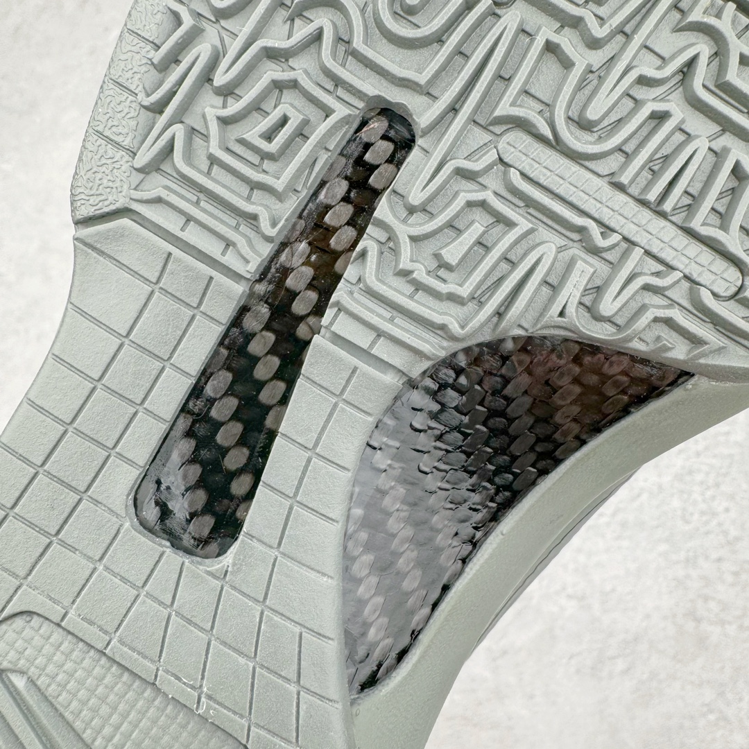 图片[19]-＃H12纯原 NK Zoom Kobe ZK5 科比五代 FTB 深灰 869454-006 完美复刻公司货 前掌超大Zoom Turbo气垫 后掌EVA缓震 真正的原汁原味 还原ZP脚感 全身鞋材卡料色独家定制 唯一正确喷漆工艺Swoosh 正确凹凸蛇鳞工艺 正确鞋面渐变效果 内全置真动飞态线 独立原厂模具 最大尺码达到48.5码 首批不拼图大几率过验 亲测已过 支持各种高强度实战 无需担心 上脚价 补货周期极长 脚宽建议买大半码 科比系列前掌偏窄 不影响二次销售 支持七天无理由退换 尺码：41 42 42.5 43 44 44.5 45 45.5 46 47.5 48.5-选品中心