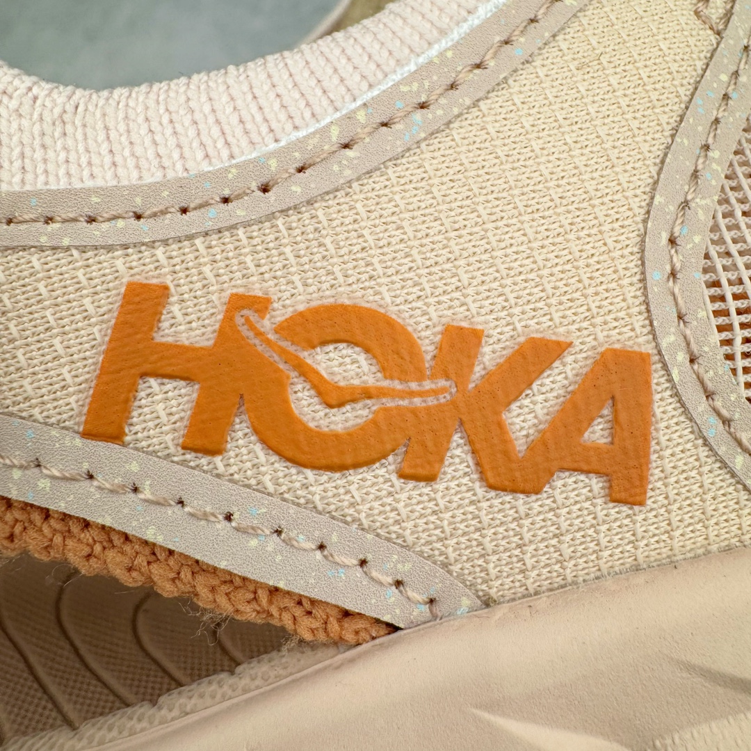 图片[14]-＃HK纯原 Hoka One One Hopara Sandals 霍帕拉系列水路两用溯溪涉水休闲户外露营凉鞋 作为先锋品牌的 HOKA ONE ONE总是以独特的方式 HOPARA是一款溯溪鞋 又名排水鞋 可长期用于涉水和溯溪 保护脚底和脚趾的安全和舒适 鞋面材料速干 透气 耐磨 鞋底防滑 耐磨 抓地能力强 出于安全考虑 设计要求较高-涉水溯溪过程中 水 泥沙 可以直接从鞋内大孔排出 细纹鞋底使在岩石上抓地能力强 避免打滑 而上路后 鞋面具有快干透气等优点 尺码：36 36.5 37.5 38 39 40 40.5 41 42 42.5 43 44 45-选品中心
