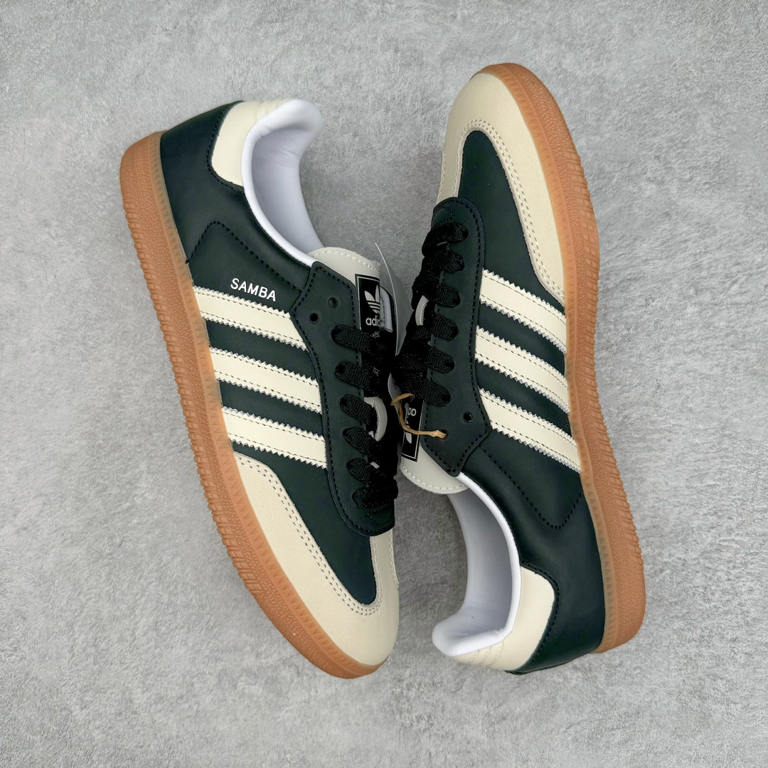 图片[3]-＃S2纯原 AD Original Samba OG 复古经典轻便板鞋 黑棕 IE5836 原装头层牛皮加持 正确烫金高频细节 原装纳米超迁皮料 独家私模橡胶大底 原盒原配 正确黑色中底布 过宽过胶 这款桑巴鞋展示了高质量的工艺 带有装饰的超锁缝制和无缝的手感 柔软、柔软的皮革造型和标志性的3条纹完成了精致的外观 正规合身鞋带 鞋面上有绒面鞋垫 橡胶鞋底 享受正畸套筒软感 自50年代首次亮相以来就一直在赢得粉丝的青睐尺码：36 36.5 37.5 38 38.5 39 40 40.5 41 42 42.5 43 44 44.5 45 46-选品中心