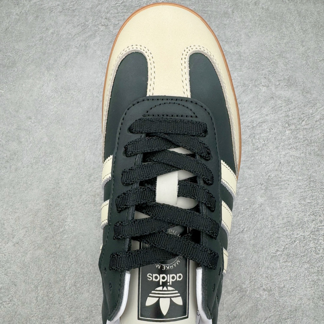 图片[4]-＃S2纯原 AD Original Samba OG 复古经典轻便板鞋 黑棕 IE5836 原装头层牛皮加持 正确烫金高频细节 原装纳米超迁皮料 独家私模橡胶大底 原盒原配 正确黑色中底布 过宽过胶 这款桑巴鞋展示了高质量的工艺 带有装饰的超锁缝制和无缝的手感 柔软、柔软的皮革造型和标志性的3条纹完成了精致的外观 正规合身鞋带 鞋面上有绒面鞋垫 橡胶鞋底 享受正畸套筒软感 自50年代首次亮相以来就一直在赢得粉丝的青睐尺码：36 36.5 37.5 38 38.5 39 40 40.5 41 42 42.5 43 44 44.5 45 46-选品中心