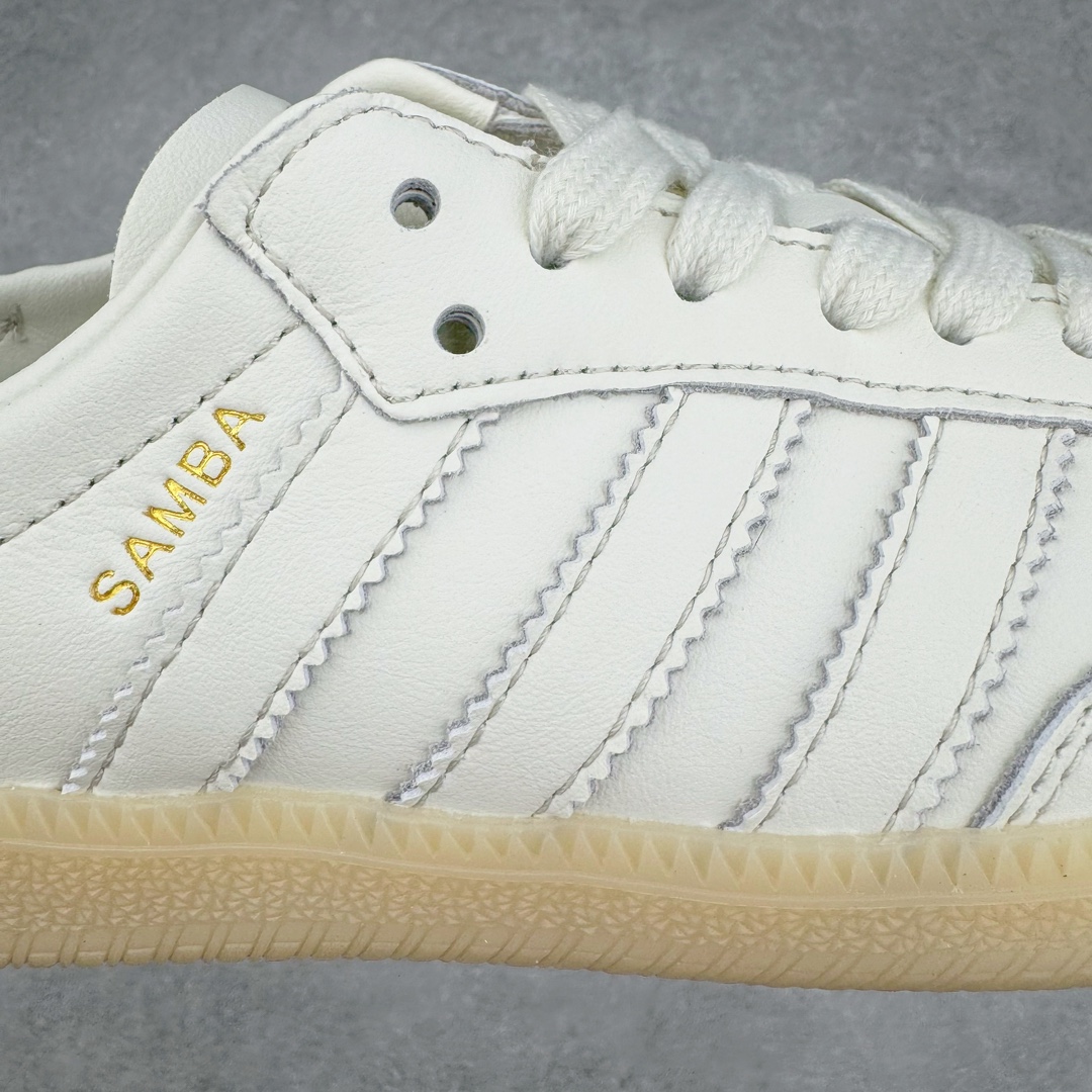 图片[11]-＃B版纯原 AD Original Samba OG 复古经典轻便板鞋 IG6171 头层牛皮加持 正确烫金高频细节 原装纳米超迁皮料 独家私模橡胶大底 原盒原配 这款桑巴鞋展示了高质量的工艺 带有装饰的超锁缝制和无缝的手感 柔软、柔软的皮革造型和标志性的3条纹完成了精致的外观 正规合身鞋带 鞋面上有绒面鞋垫 橡胶鞋底 享受正畸套筒软感 自50年代首次亮相以来就一直在赢得粉丝的青睐 尺码：36 36.5 37.5 38 38.5 39 40 40.5 41 42 42.5 43 44 44.5 45-选品中心