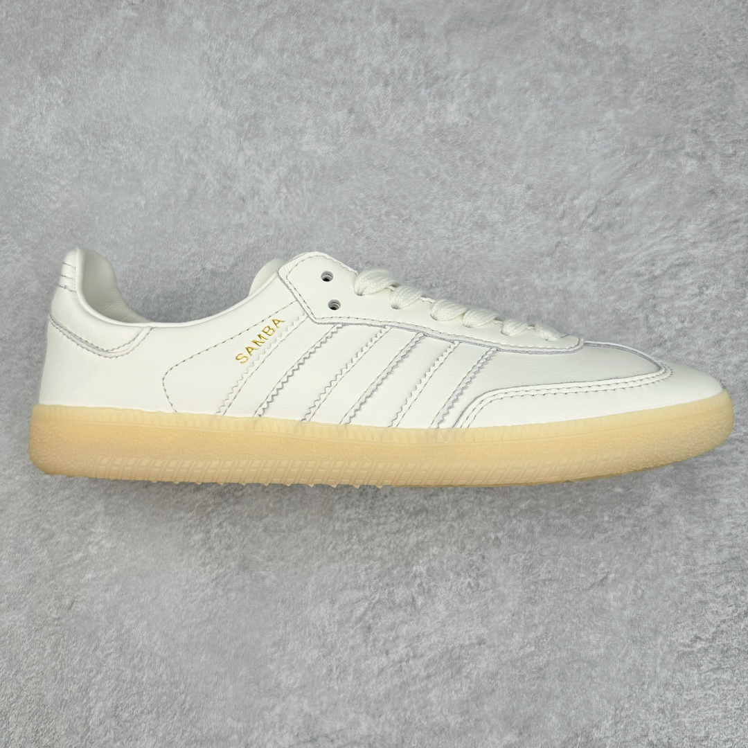 ＃B版纯原 AD Original Samba OG 复古经典轻便板鞋 IG6171 头层牛皮加持 正确烫金高频细节 原装纳米超迁皮料 独家私模橡胶大底 原盒原配 这款桑巴鞋展示了高质量的工艺 带有装饰的超锁缝制和无缝的手感 柔软、柔软的皮革造型和标志性的3条纹完成了精致的外观 正规合身鞋带 鞋面上有绒面鞋垫 橡胶鞋底 享受正畸套筒软感 自50年代首次亮相以来就一直在赢得粉丝的青睐 尺码：36 36.5 37.5 38 38.5 39 40 40.5 41 42 42.5 43 44 44.5 45-选品中心