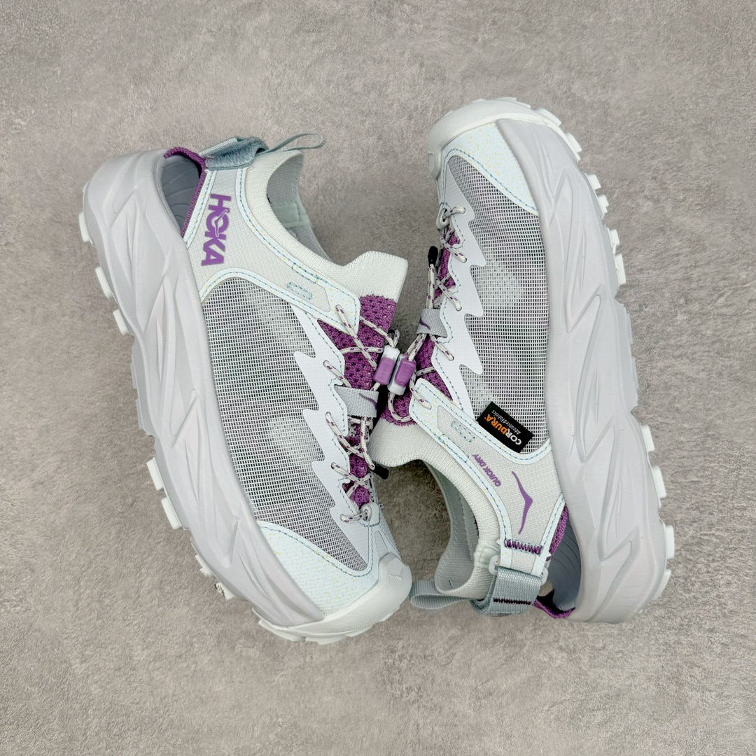 图片[3]-＃HK纯原 Hoka One One Hopara Sandals 霍帕拉系列水路两用溯溪涉水休闲户外露营凉鞋 作为先锋品牌的 HOKA ONE ONE总是以独特的方式 HOPARA是一款溯溪鞋 又名排水鞋 可长期用于涉水和溯溪 保护脚底和脚趾的安全和舒适 鞋面材料速干 透气 耐磨 鞋底防滑 耐磨 抓地能力强 出于安全考虑 设计要求较高-涉水溯溪过程中 水 泥沙 可以直接从鞋内大孔排出 细纹鞋底使在岩石上抓地能力强 避免打滑 而上路后 鞋面具有快干透气等优点 尺码：36 36.5 37.5 38 39 40 40.5 41 42 42.5 43 44 45-选品中心