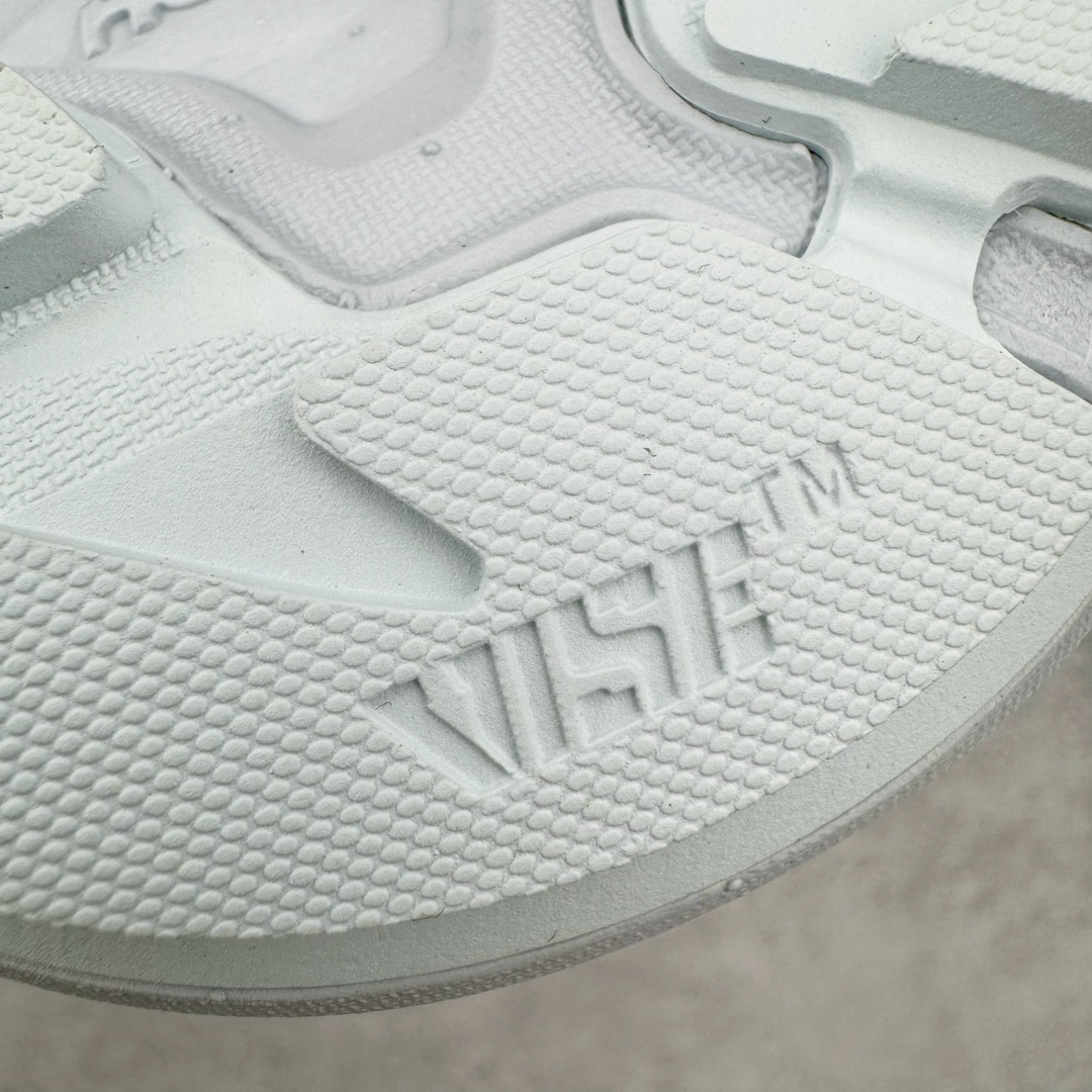 图片[17]-＃HK纯原 Hoka One One Hopara Sandals 霍帕拉系列水路两用溯溪涉水休闲户外露营凉鞋 作为先锋品牌的 HOKA ONE ONE总是以独特的方式 HOPARA是一款溯溪鞋 又名排水鞋 可长期用于涉水和溯溪 保护脚底和脚趾的安全和舒适 鞋面材料速干 透气 耐磨 鞋底防滑 耐磨 抓地能力强 出于安全考虑 设计要求较高-涉水溯溪过程中 水 泥沙 可以直接从鞋内大孔排出 细纹鞋底使在岩石上抓地能力强 避免打滑 而上路后 鞋面具有快干透气等优点 尺码：36 36.5 37.5 38 39 40 40.5 41 42 42.5 43 44 45-选品中心