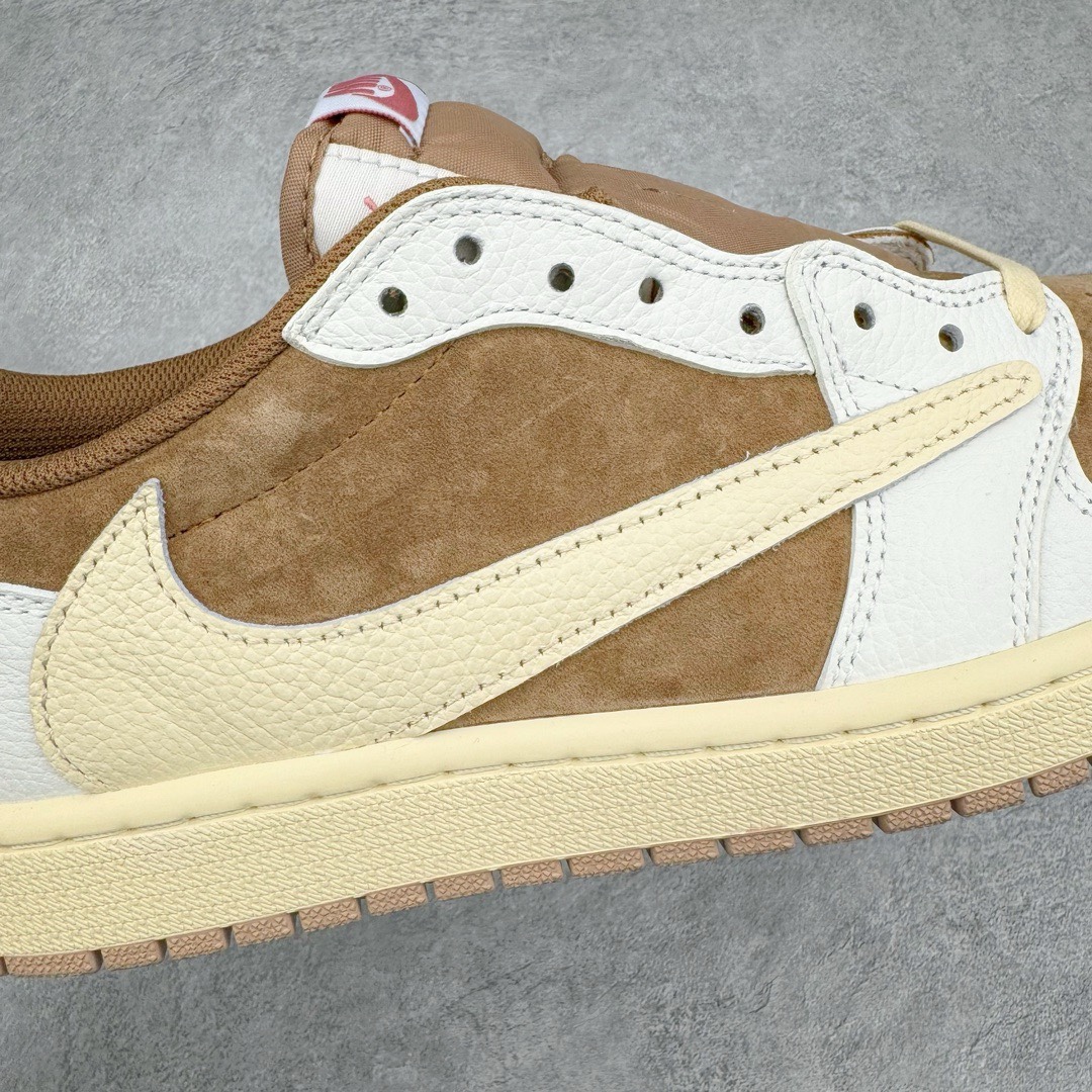 图片[10]-＃KZ神版莞产 Travis Scott x Air Jordan AJ1 Low OG SP TS联名10.0 白粉小麦黄倒钩低帮 DM7866-106 全系列配色 外贸特供批次 新配色不断更新开发 市场中端王者 全套原纸板楦头开发 确保原汁原味 完美呈现一代版型 一比一鞋头弧度高度鞋身弧度 此版本只针对中端市场 细节品控鞋型随意秒杀市面同价位 鞋型完美 不臃肿别扭 头层皮料加持 用料绝不含糊 进口玻璃冲刀皮料裁剪零毛边 电脑针车工艺 超高鞋面清洁度 最高QC检验标准 控制溢胶瑕疵 原盒原配 飞翼3D高频深度立体 工艺方面大到整体鞋型 漏斗收腰 底线拉帮 LOGO立体程度 小到针眼排布 载片对称 冲孔效果 鞋标规范 鞋垫背胶等等 无一不是口碑收割 每双都是一个回头客 尺码：36 36.5 37.5 38 38.5 39 40 40.5 41 42 42.5 43 44 44.5 45 46 47.5-选品中心