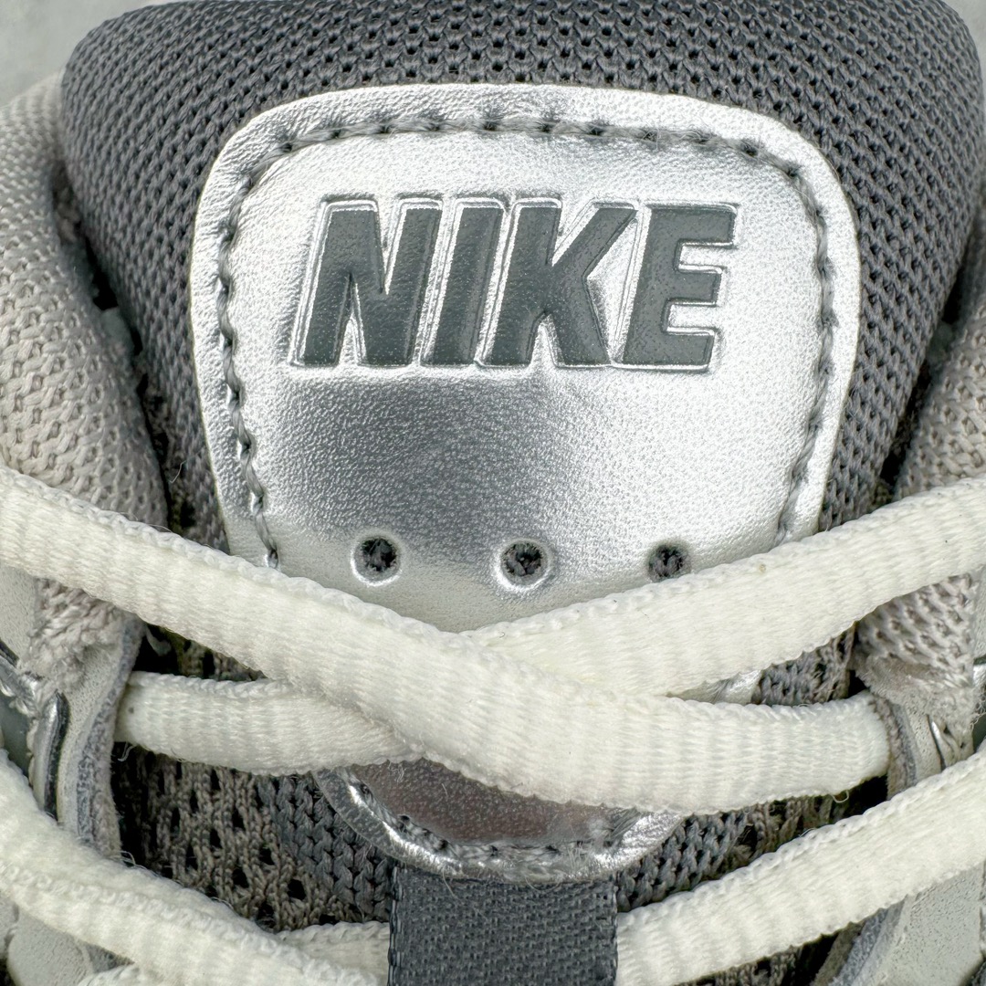 图片[15]-＃HP纯原 NK P-6000 系列低帮复古老爹风休闲运动舒适慢跑鞋 白银 FN7509-029 购入原鞋原装纸板楦头开发 独家私模四层组合大底 市场唯一正确版本 良心定价 新配色陆续出货 进口三文治网面 融合 Pegasus 过往运动鞋设计 助力 21 世纪早期跑步运动跃升时尚新高度 采用透气网眼布、运动风格线条和耐穿覆面 兼具吸睛外观和舒适感受 中底泡绵以田径赛道为灵感 打造厚实设计 缔造出众缓震性能 尺码：36 36.5 37.5 38 38.5 39 40 40.5 41 42 42.5 43 44 44.5 45 46-选品中心