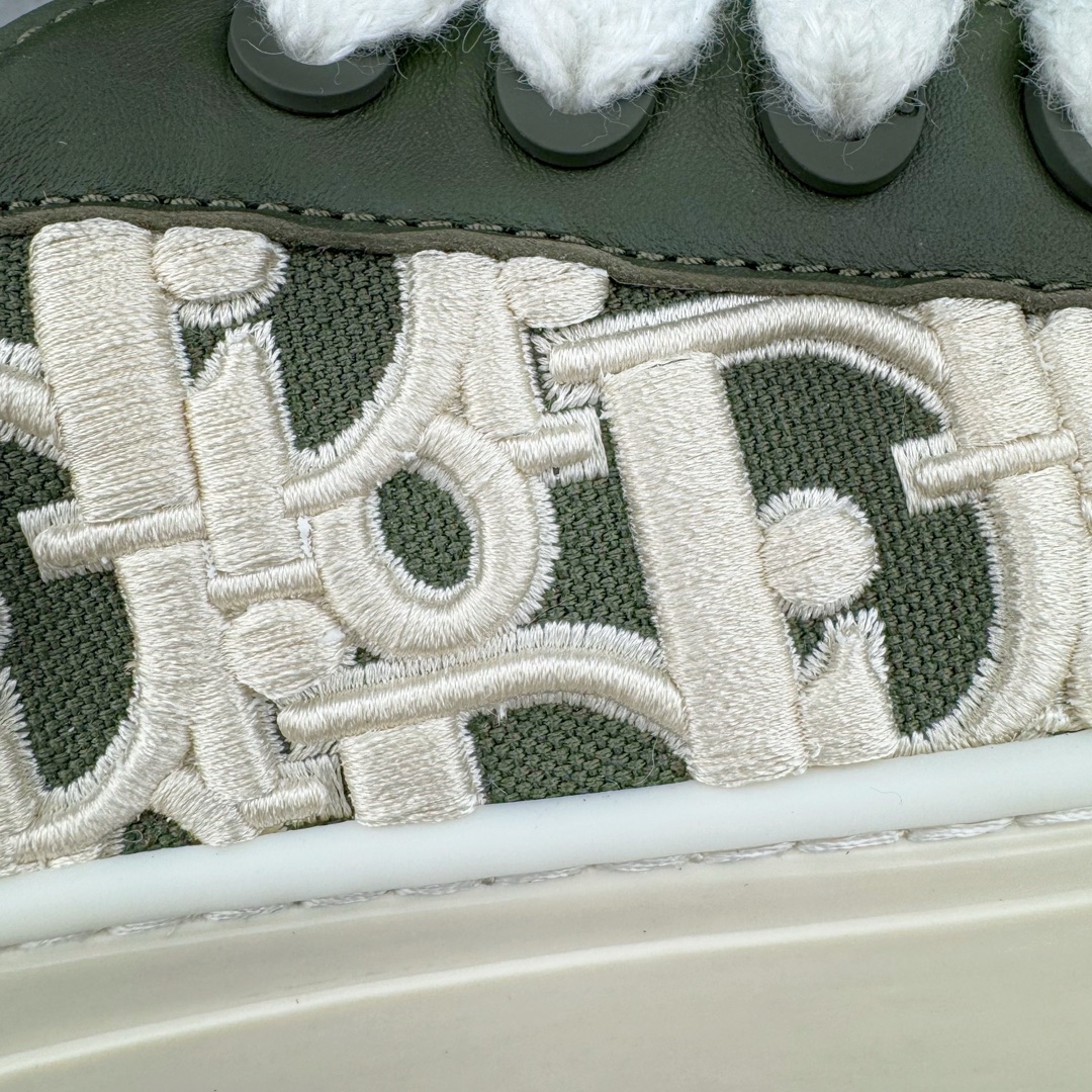 图片[17]-＃GD广顶 Dior B33 迪奥印花系带时尚运动板鞋网球鞋 全套原厂新版原纸板楦头开发 原厂特供皮料加持 原档数据大底 高频字母排版细节 还原 Zp 高端零售特供批次 2023秋季新品 彰显非凡的精湛工艺 重新诠释经典的网球鞋 时尚的廓形突显厚实感 采用全新的拉绒马海毛针织面料 突显柔软触感与富有层次感的流行色彩 搭配棕色绒面革镶片提升格调 别具一格的加垫鞋舌点缀以压花效果Dior标志 后侧点缀以Dior 30Avenue Montaigne标志 可为各式休闲造型增添时尚气质 尺码：39 40 41 42 43 44 45-选品中心