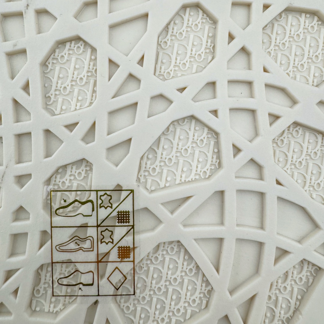 图片[21]-＃GD广顶 Dior B33 迪奥印花系带时尚运动板鞋网球鞋 全套原厂新版原纸板楦头开发 原厂特供皮料加持 原档数据大底 高频字母排版细节 还原 Zp 高端零售特供批次 2023秋季新品 彰显非凡的精湛工艺 重新诠释经典的网球鞋 时尚的廓形突显厚实感 采用全新的拉绒马海毛针织面料 突显柔软触感与富有层次感的流行色彩 搭配棕色绒面革镶片提升格调 别具一格的加垫鞋舌点缀以压花效果Dior标志 后侧点缀以Dior 30Avenue Montaigne标志 可为各式休闲造型增添时尚气质 尺码：39 40 41 42 43 44 45-选品中心