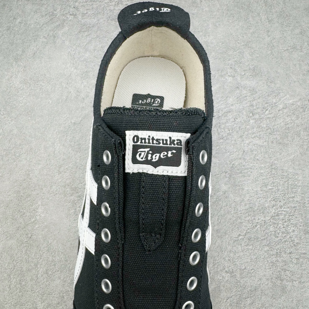 图片[5]-＃HK纯原福利 Asics Onitsuka Tiger MEXICO 66 亚瑟士鬼冢虎复古经典板鞋 市场最强版本 原厂牛津布加持 海外订单工厂出品 超成熟稳定的做工品控 原装全套纸板楦头开发 原汁原味 完美呈现版型 私模正确鞋底咬花纹路 一比一鞋头弧度高度鞋身弧度 绝不口嗨 细节品控鞋型随意秒杀市面 原档咬花纹路私模大底 一个单元有六个三角形 总体形拼接呈现花瓣状 官方四联吊牌 原装Ortholite轻量化鞋垫 原盒原配 质保卡 说明书 钢印防尘纸 纸板中底带钢印 乳胶组合鞋垫 支持全方位的对比专柜 产品从款式颜色造型上体现出追求舒适和细节的完美 鞋类更是推崇手工制作的严谨与完美 融舒适性与可穿性的设计风格 注重细节的完美和别致魅力 既保持稳重 又不失轻松的时尚感 尺码：36 37 37.5 38 39 39.5 40 40.5 41.5 42 42.5 43.5 44 45 46-选品中心